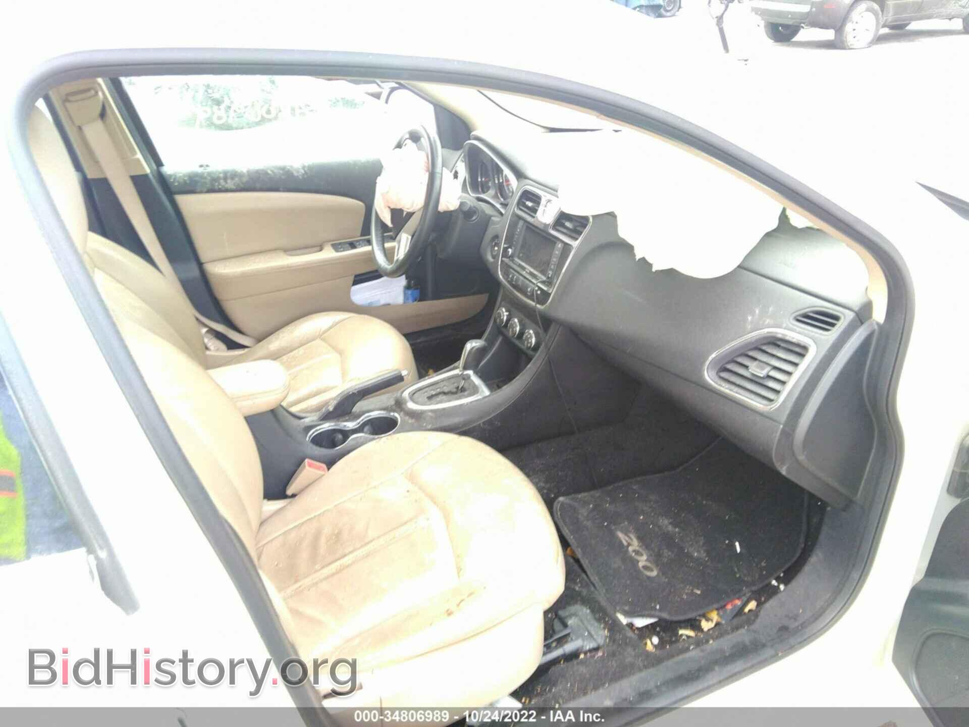 2011 CHRYSLER 200 - VIN: 1C3BC2FG3BN520025 - Фото 5
