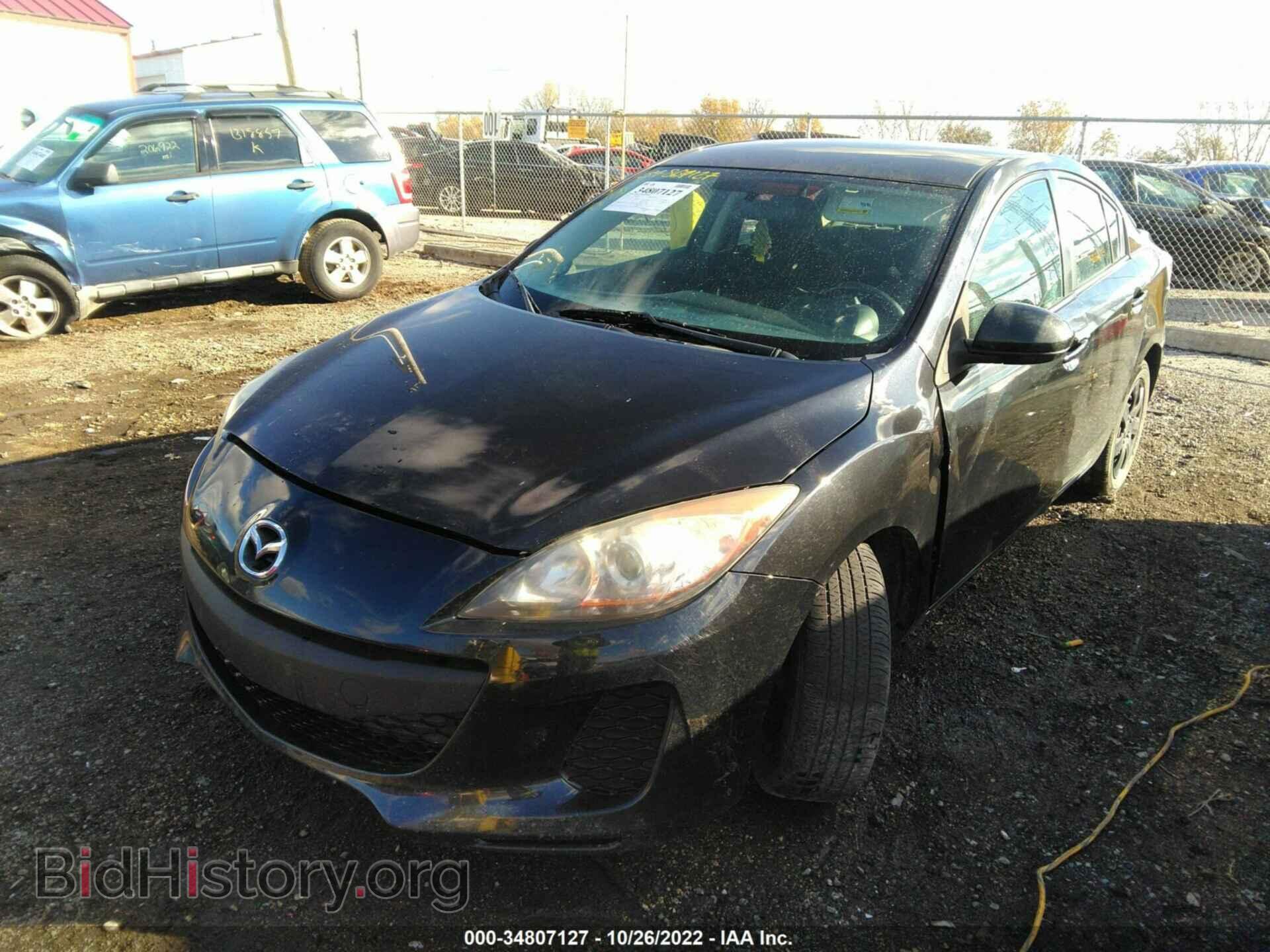 2013 MAZDA MAZDA3 - VIN: JM1BL1TF6D1721901 - Фото 2
