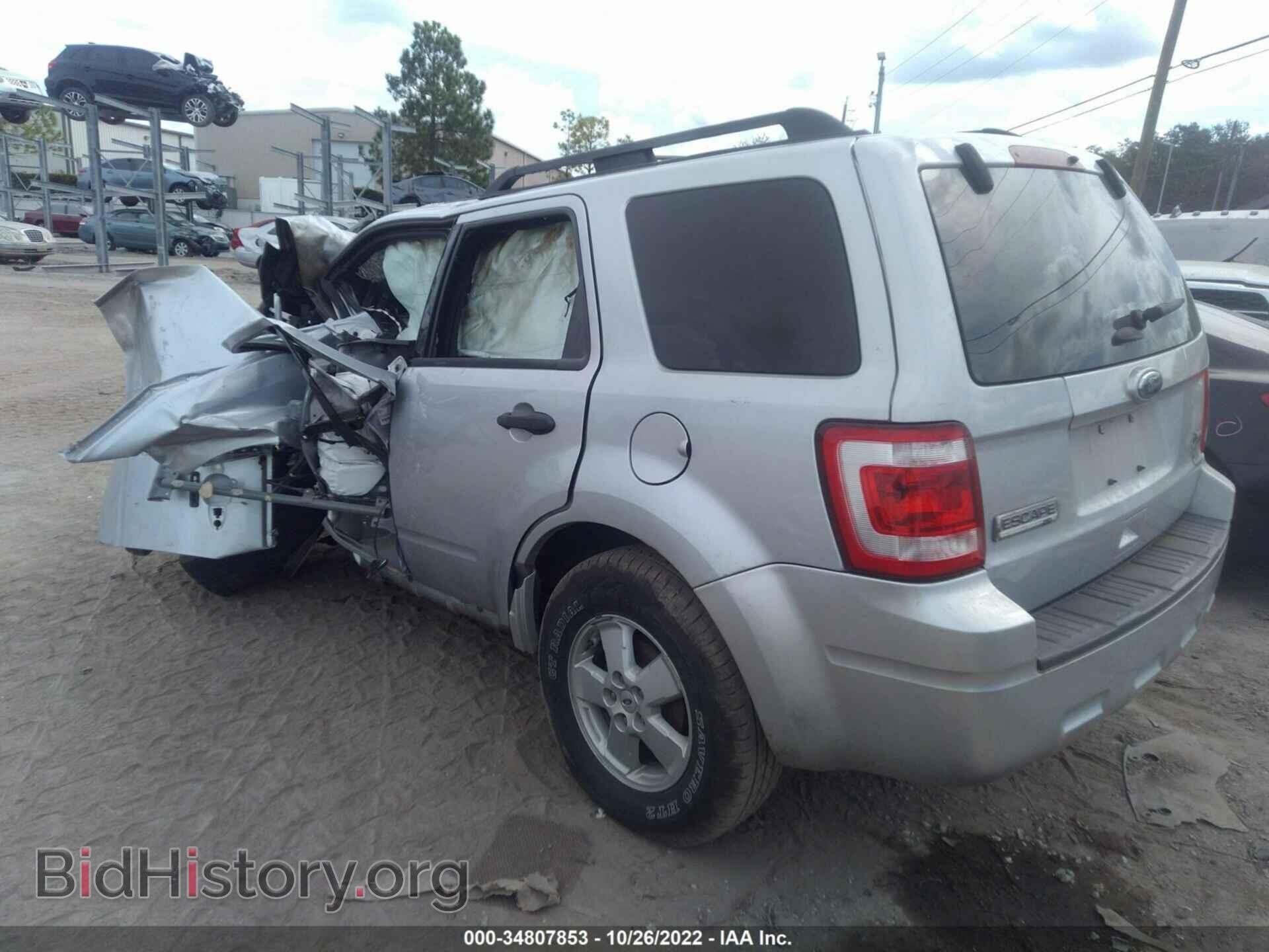 2011 FORD ESCAPE - VIN: 1FMCU9DG4BKB96444 - Фото 3