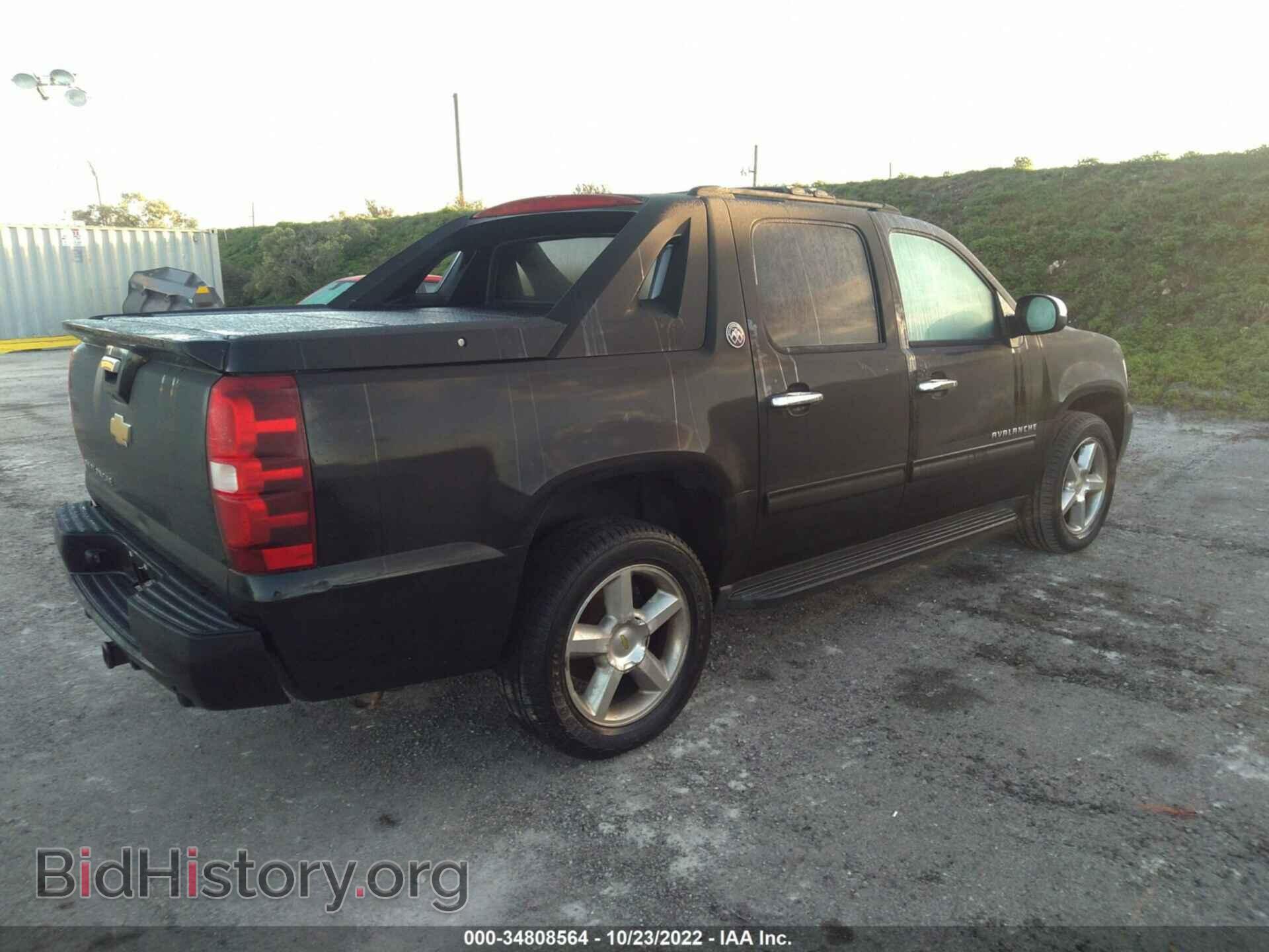 2013 CHEVROLET AVALANCHE - VIN: 3GNTKFE76DG213317 - Фото 4
