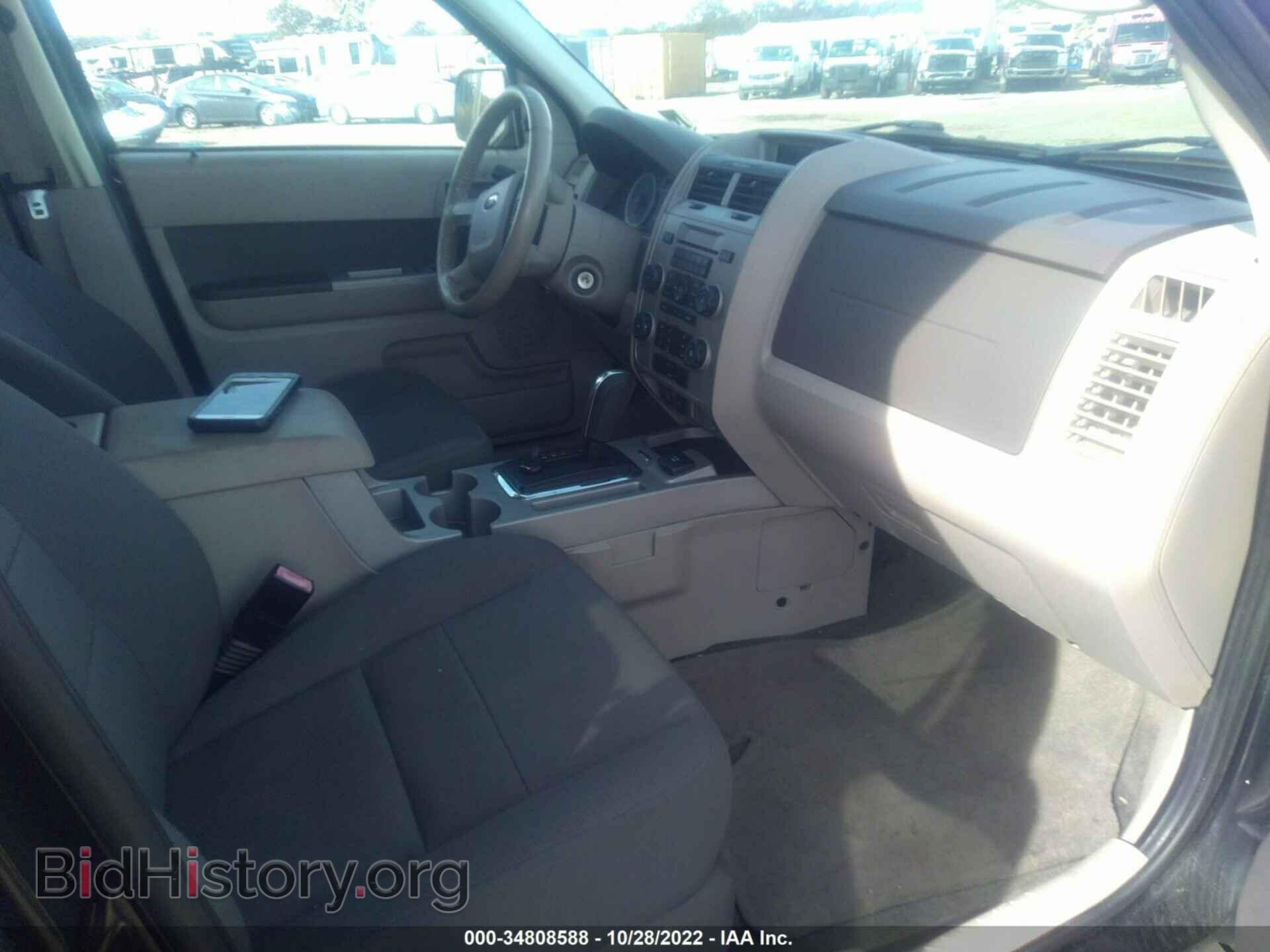 2010 FORD ESCAPE - VIN: 1FMCU5K31AKB00227 - Фото 5