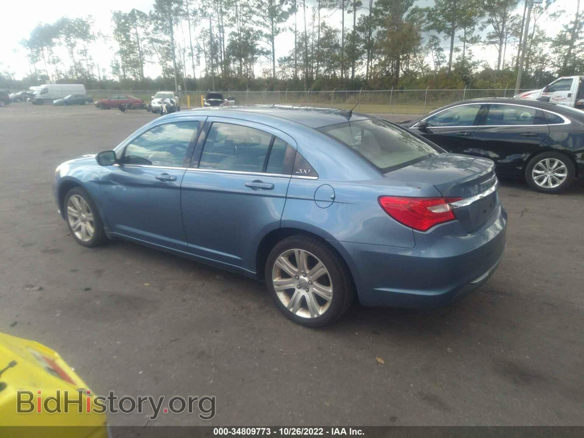 2011 CHRYSLER 200 - VIN: 1C3BC1FB5BN609772 - Фото 3