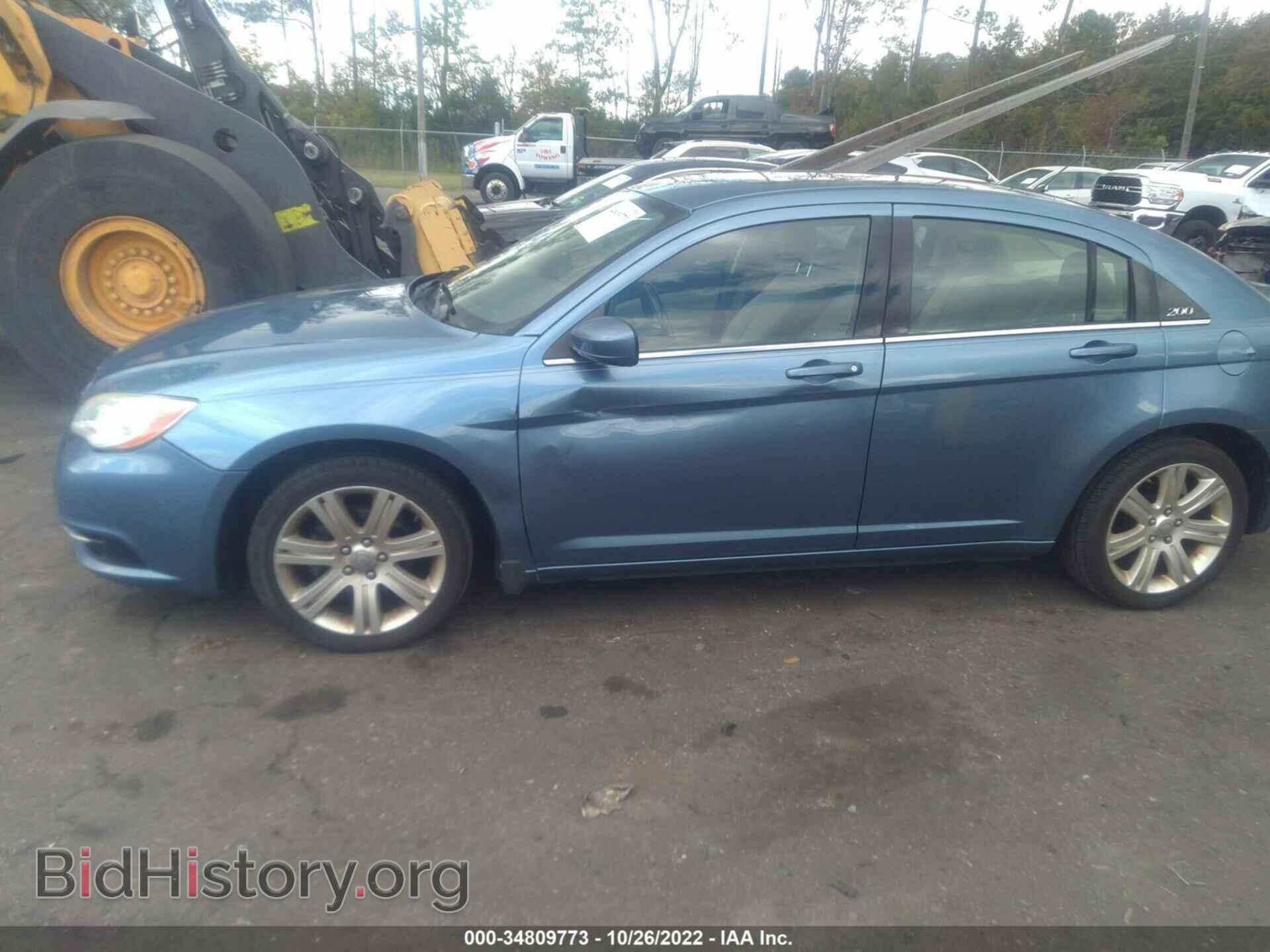 2011 CHRYSLER 200 - VIN: 1C3BC1FB5BN609772 - Фото 6