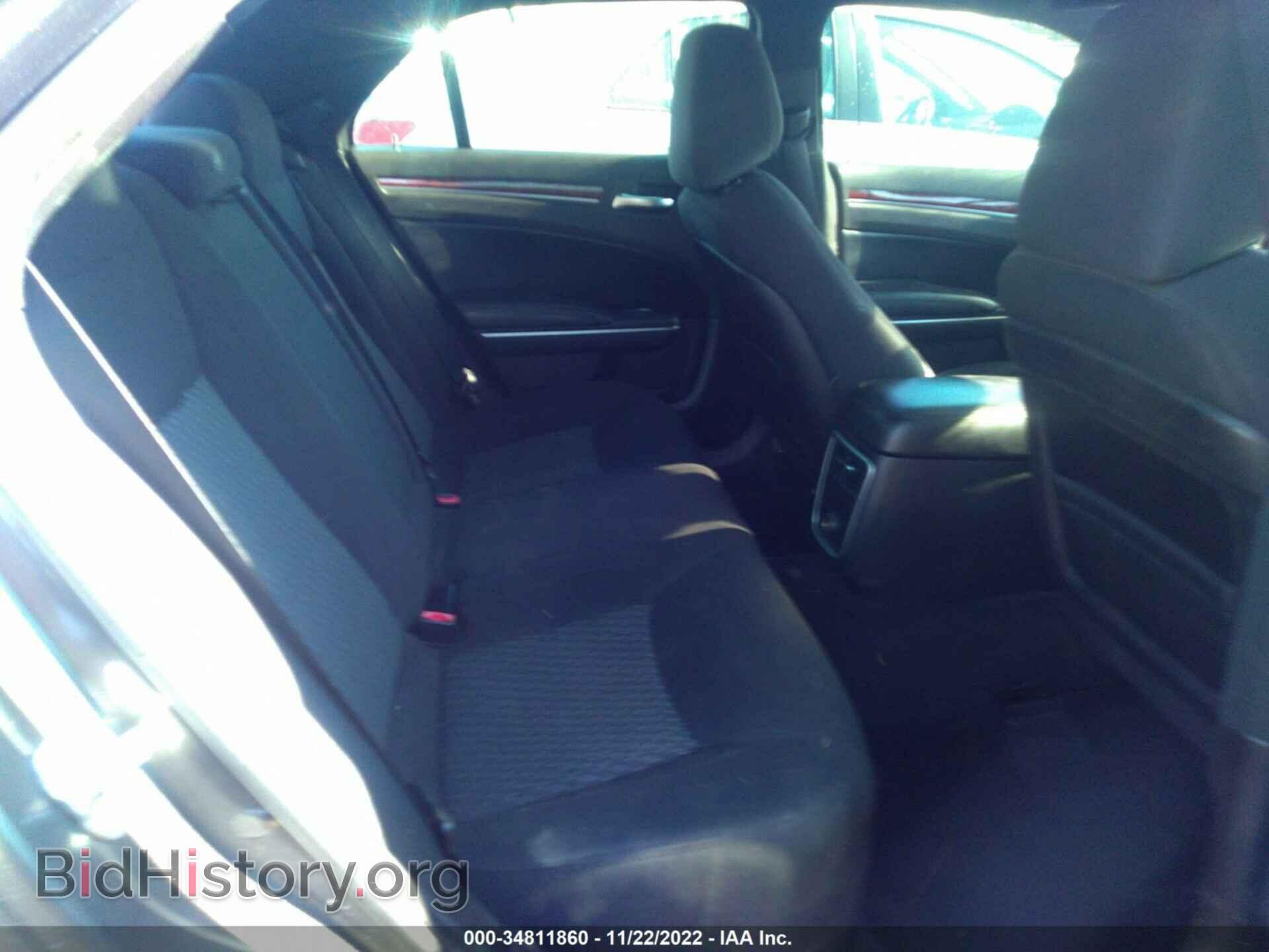 2013 CHRYSLER 300 - VIN: 2C3CCAAG5DH551049 - Фото 8