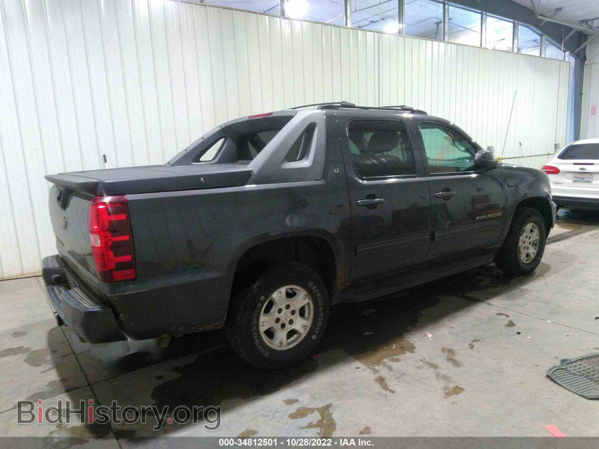 2011 CHEVROLET AVALANCHE - VIN: 3GNTKFE32BG174414 - Фото 4