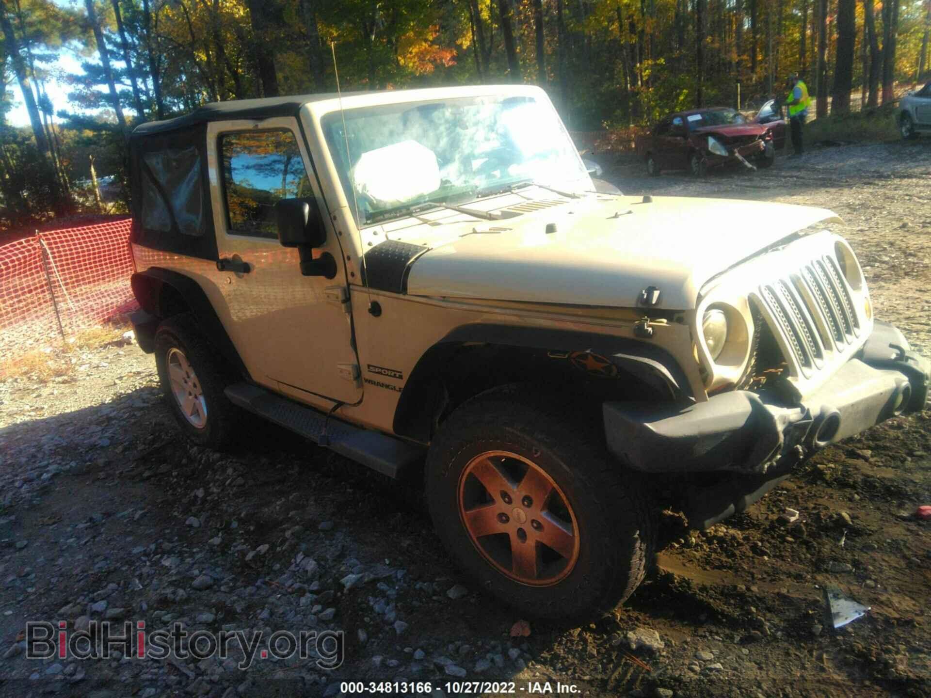Photo 1J4AA2D17BL620002 - JEEP WRANGLER 2011
