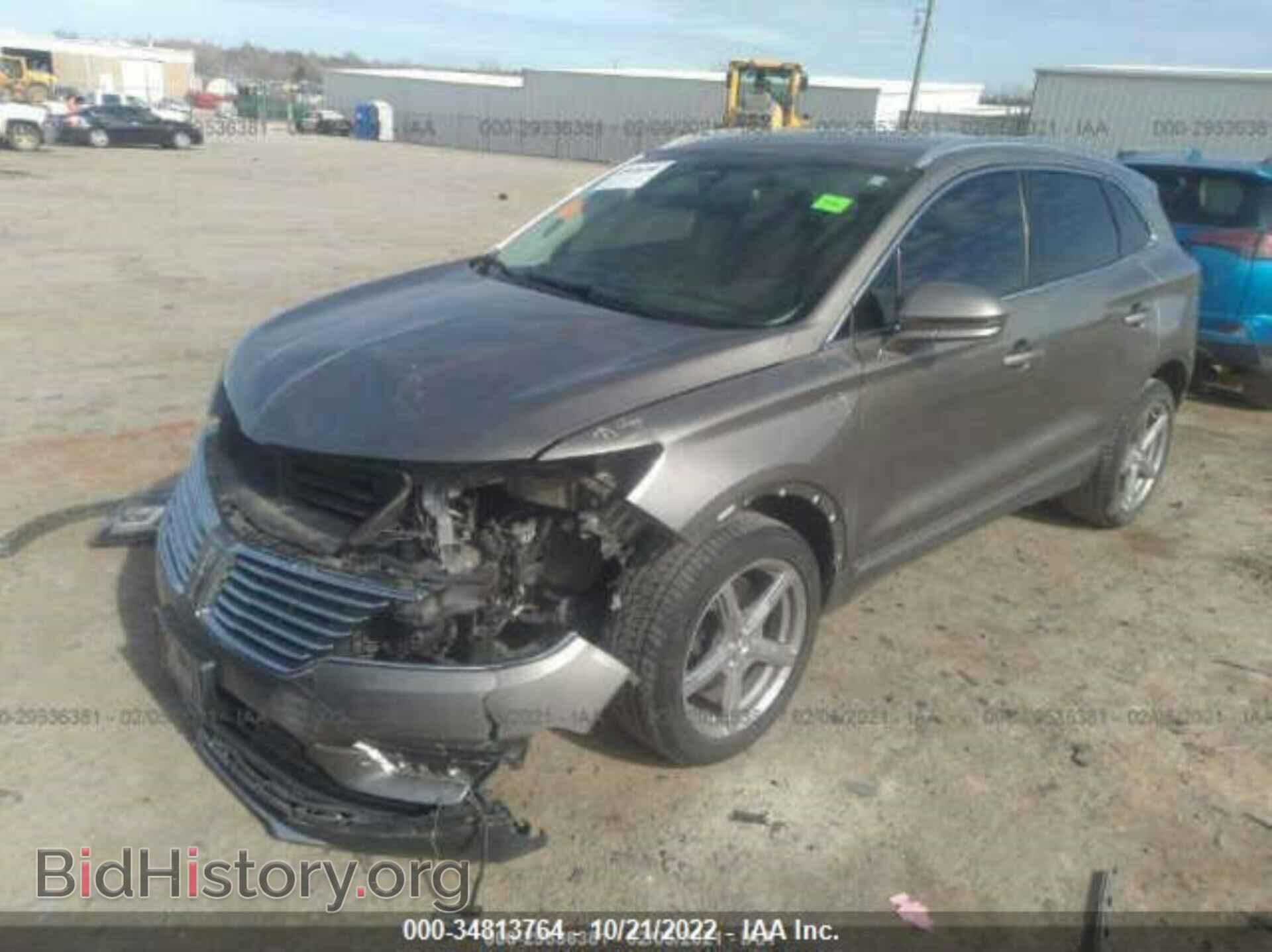 2016 LINCOLN MKC - VIN: 5LMCJ2C92GUJ23813 - Photo 2