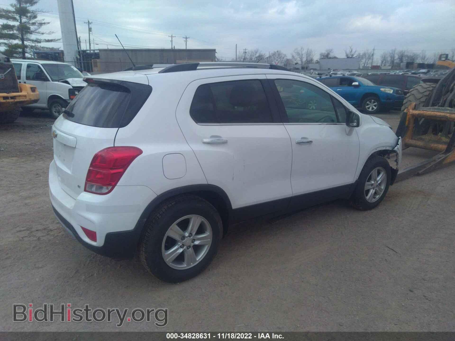 2017 CHEVROLET TRAX - VIN: 3GNCJLSB4HL210715 - Фото 4