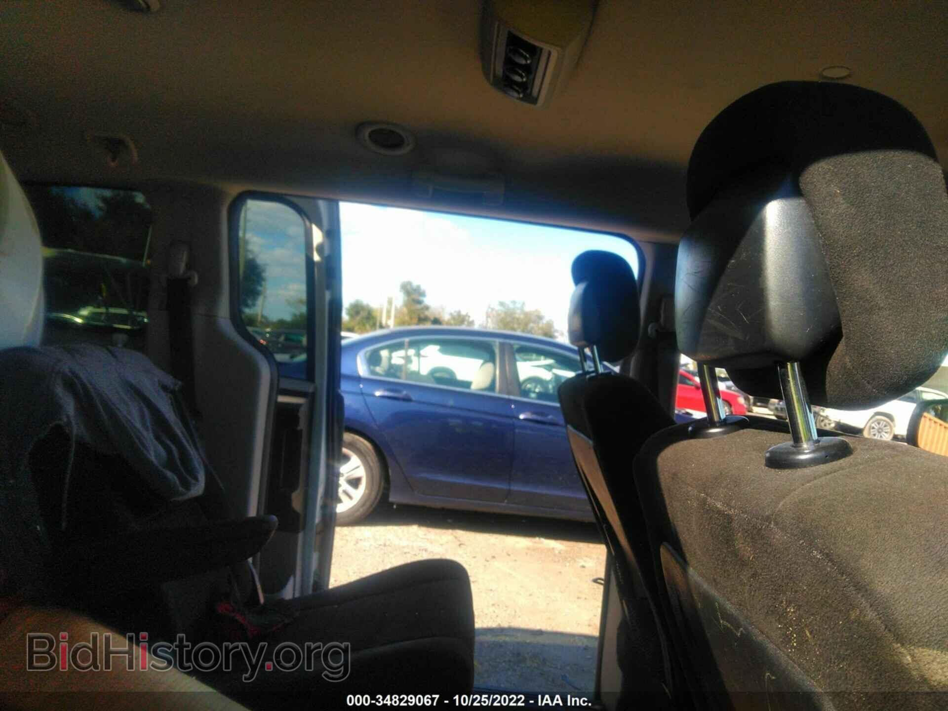 2011 DODGE GRAND CARAVAN - VIN: 2D4RN4DG6BR773381 - Фото 8