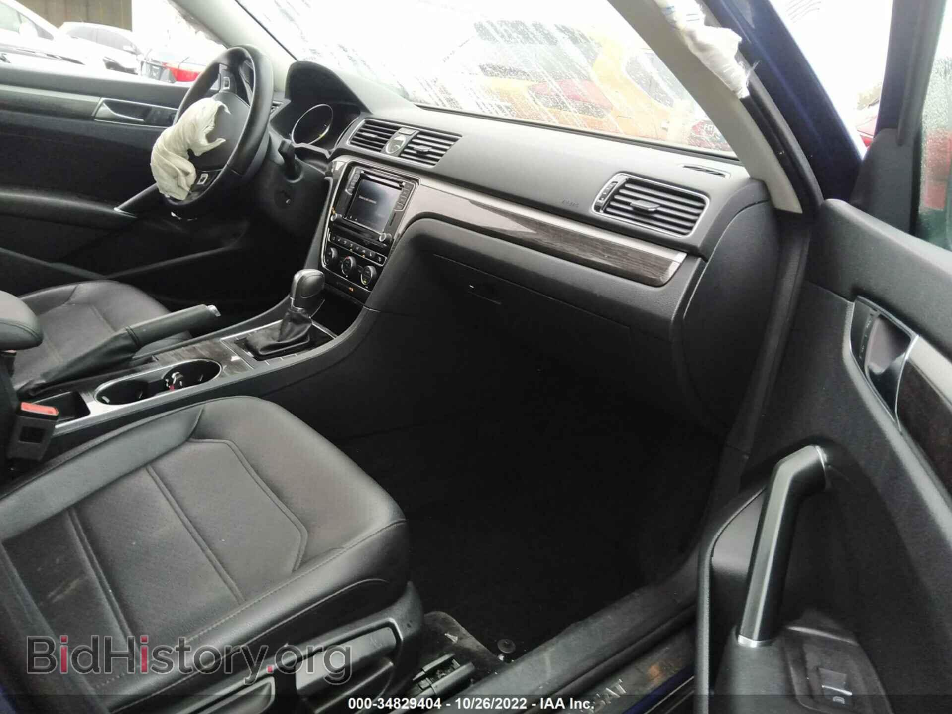 2017 VOLKSWAGEN PASSAT - VIN: 1VWGT7A34HC071815 - Фото 5