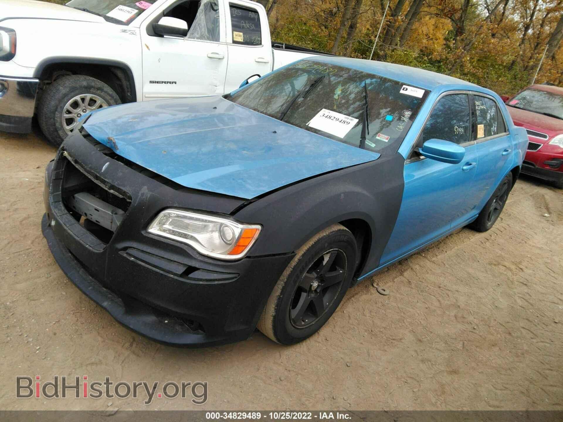 2013 CHRYSLER 300 - VIN: 2C3CCAAG1DH693639 - Фото 2