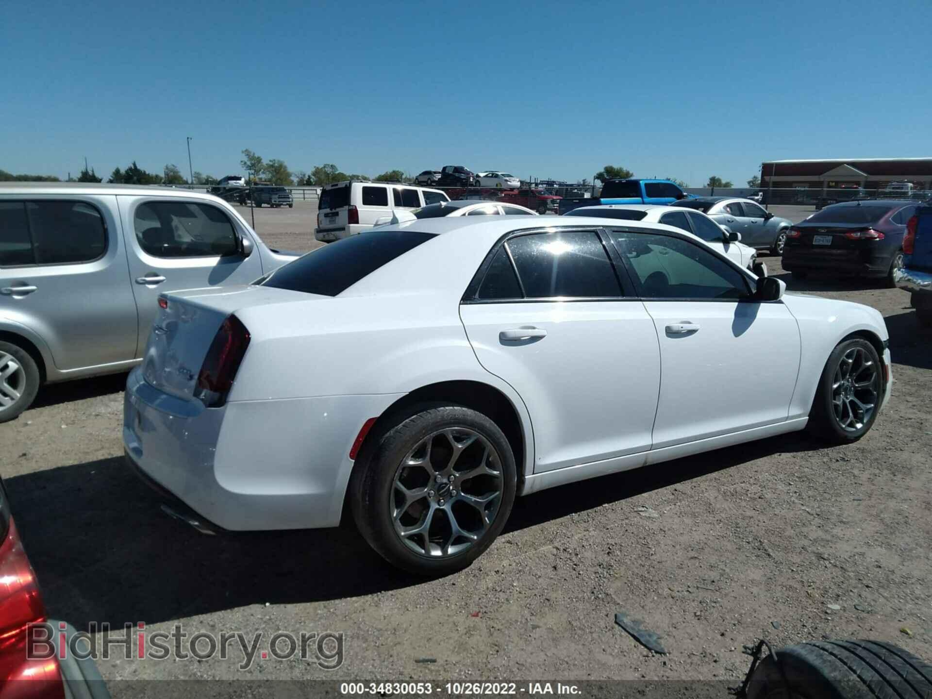 2015 CHRYSLER 300 - VIN: 2C3CCABG6FH908871 - Фото 4