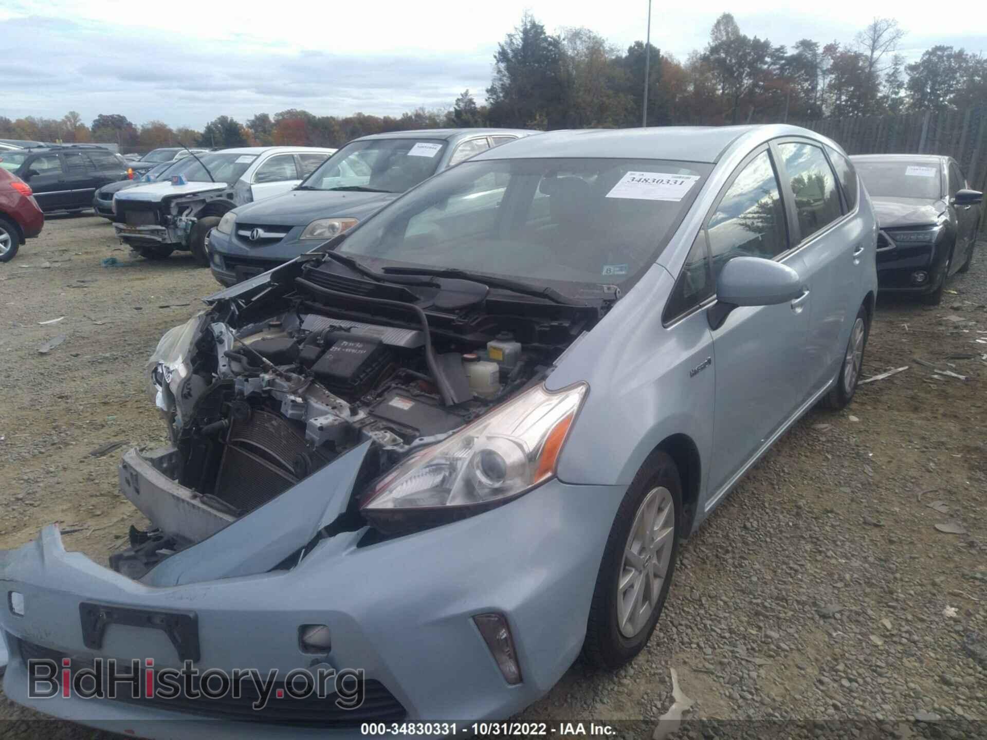2014 TOYOTA PRIUS V - VIN: JTDZN3EU8EJ011903 - Фото 2
