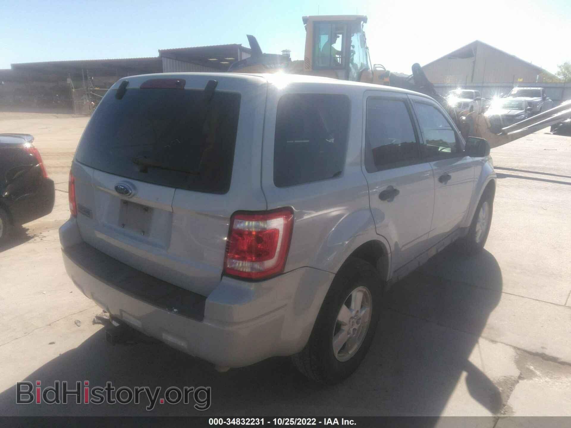 2009 FORD ESCAPE - VIN: 1FMCU02789KD11085 - Фото 4