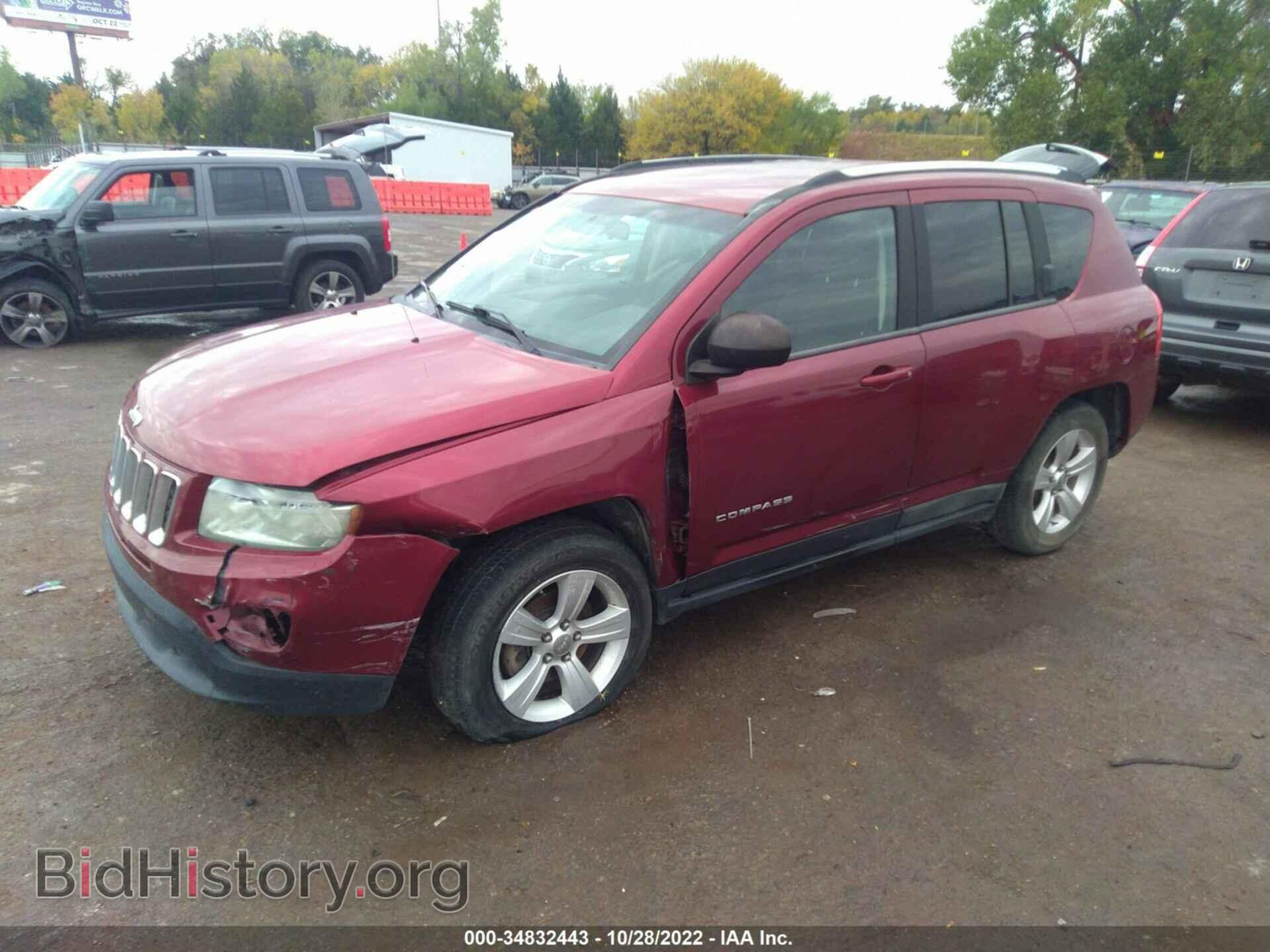 2011 JEEP COMPASS - VIN: 1J4NT1FA3BD175058 - Фото 2