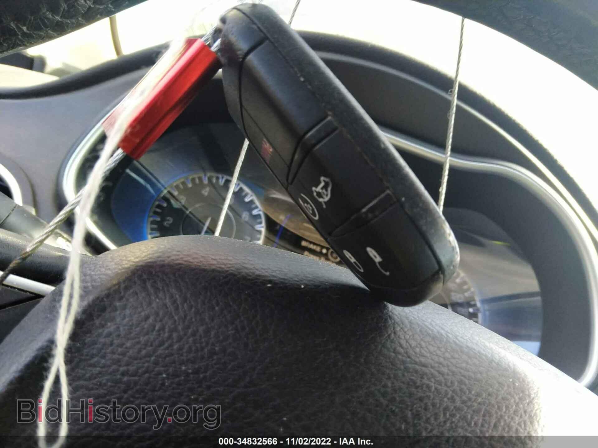 2015 CHRYSLER 200 - VIN: 1C3CCCAB5FN588628 - Фото 11