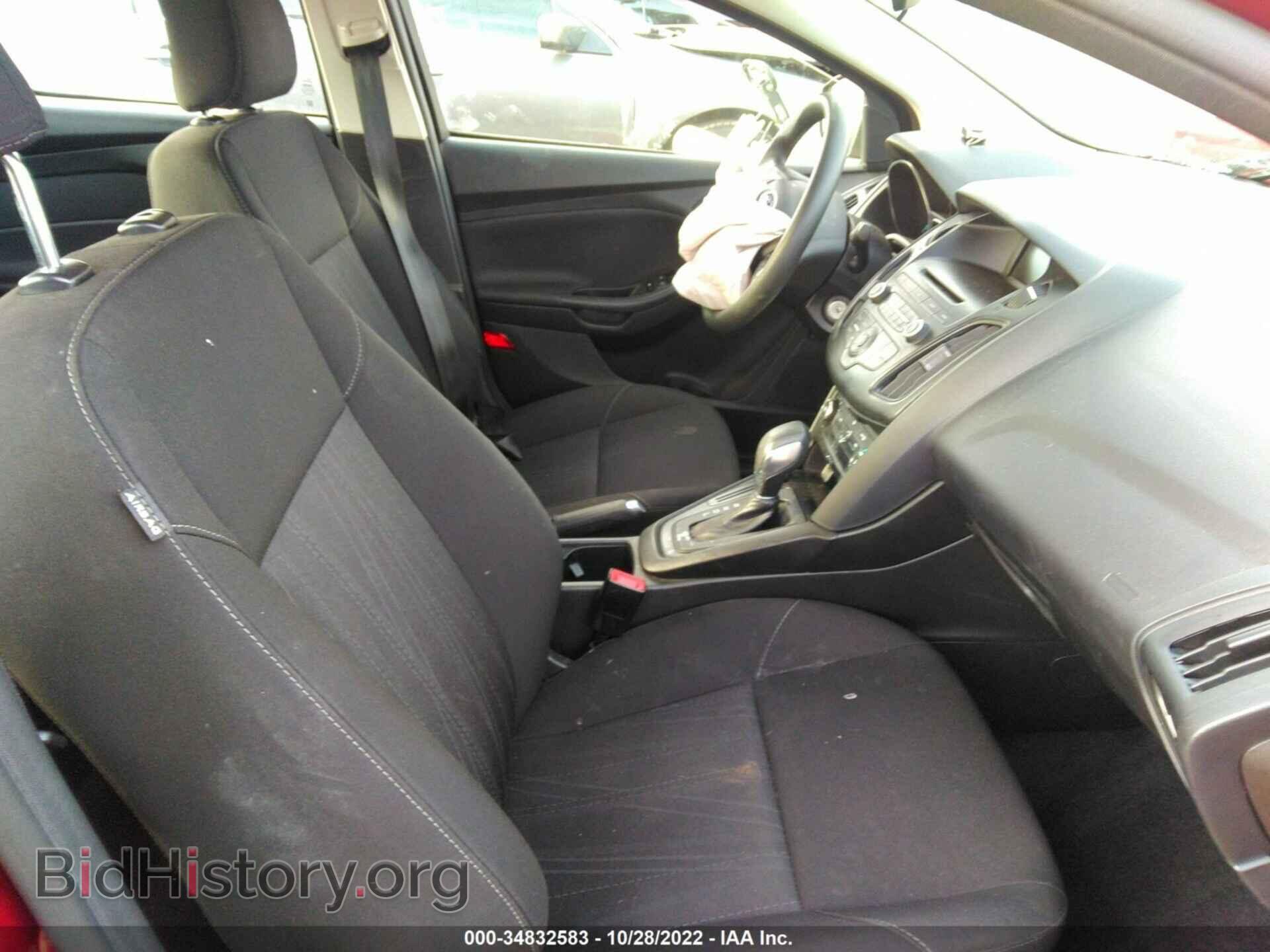 2017 FORD FOCUS - VIN: 1FADP3F23HL302647 - Photo 5