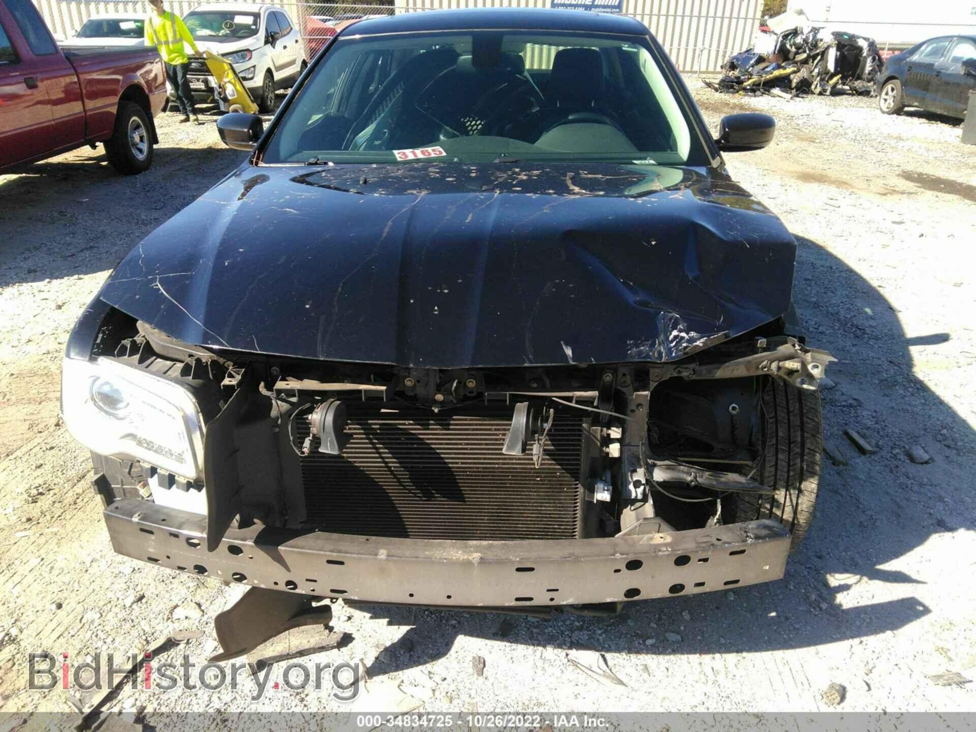 2016 CHRYSLER 300 - VIN: 2C3CCAAG7GH243837 - Фото 6