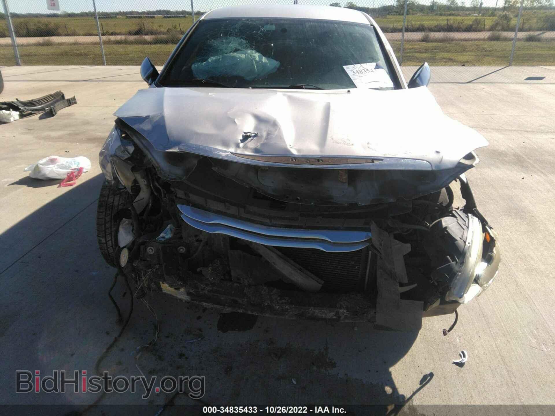 2011 CHRYSLER 200 - VIN: 1C3BC2FB9BN522057 - Photo 6