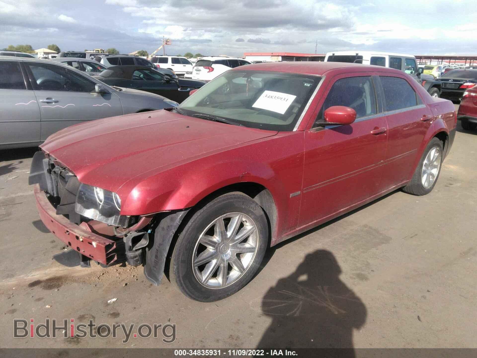 2008 CHRYSLER 300 - VIN: 2C3LA53G08H224817 - Фото 2