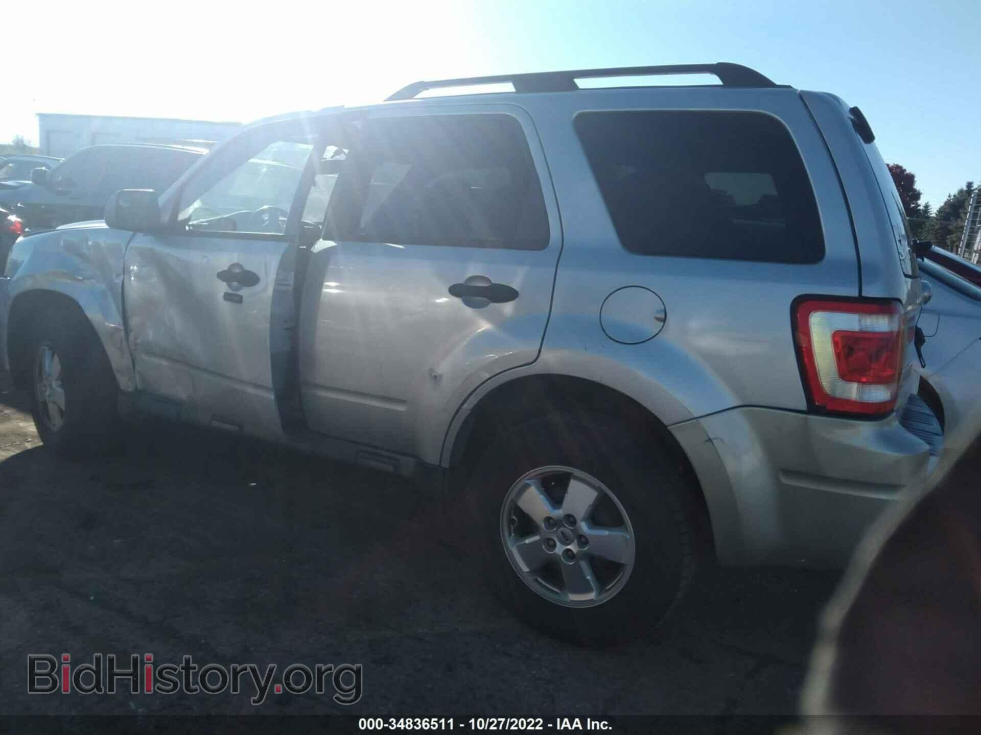 2011 FORD ESCAPE - VIN: 1FMCU0D75BKA13791 - Фото 3