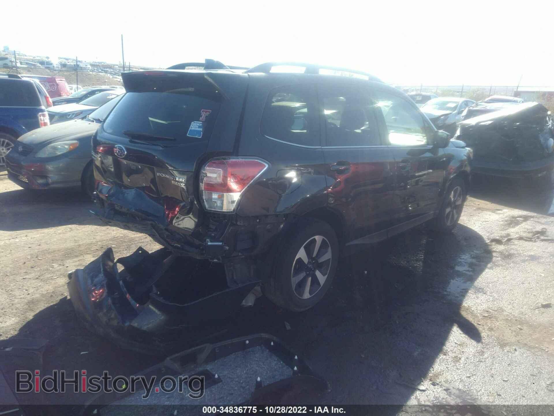 2017 SUBARU FORESTER - VIN: JF2SJAJC2HH474812 - Фото 4