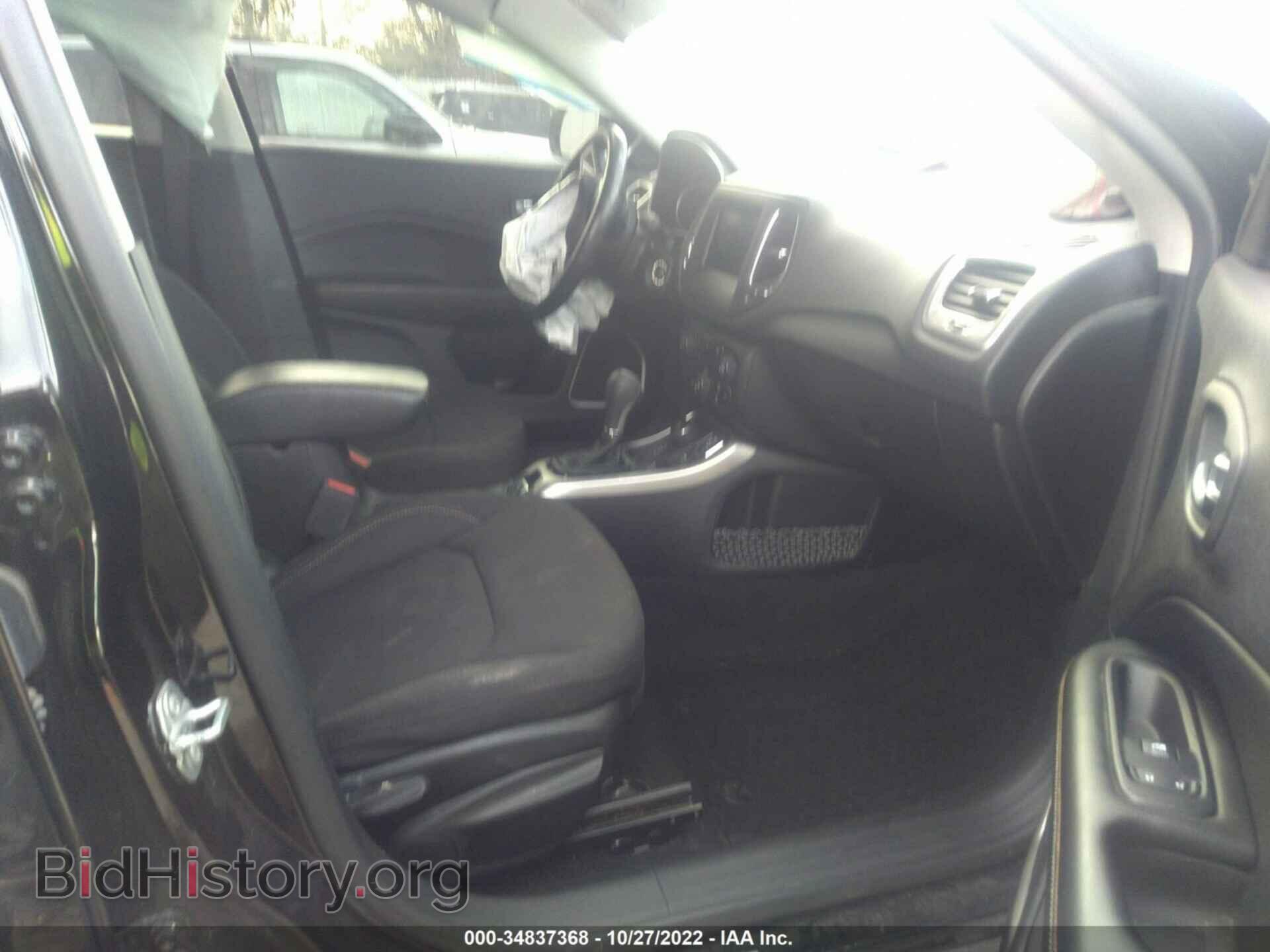 2019 JEEP COMPASS - VIN: 3C4NJDAB3KT850088 - Фото 5