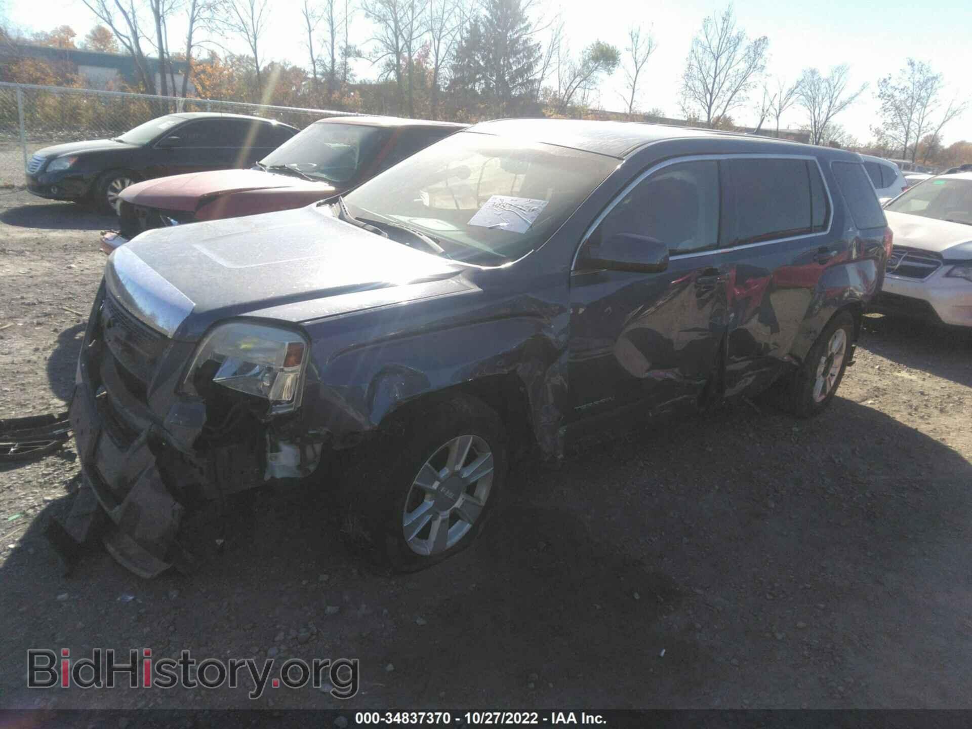 2011 GMC TERRAIN - VIN: 2CTFLRECXB6471130 - Photo 2