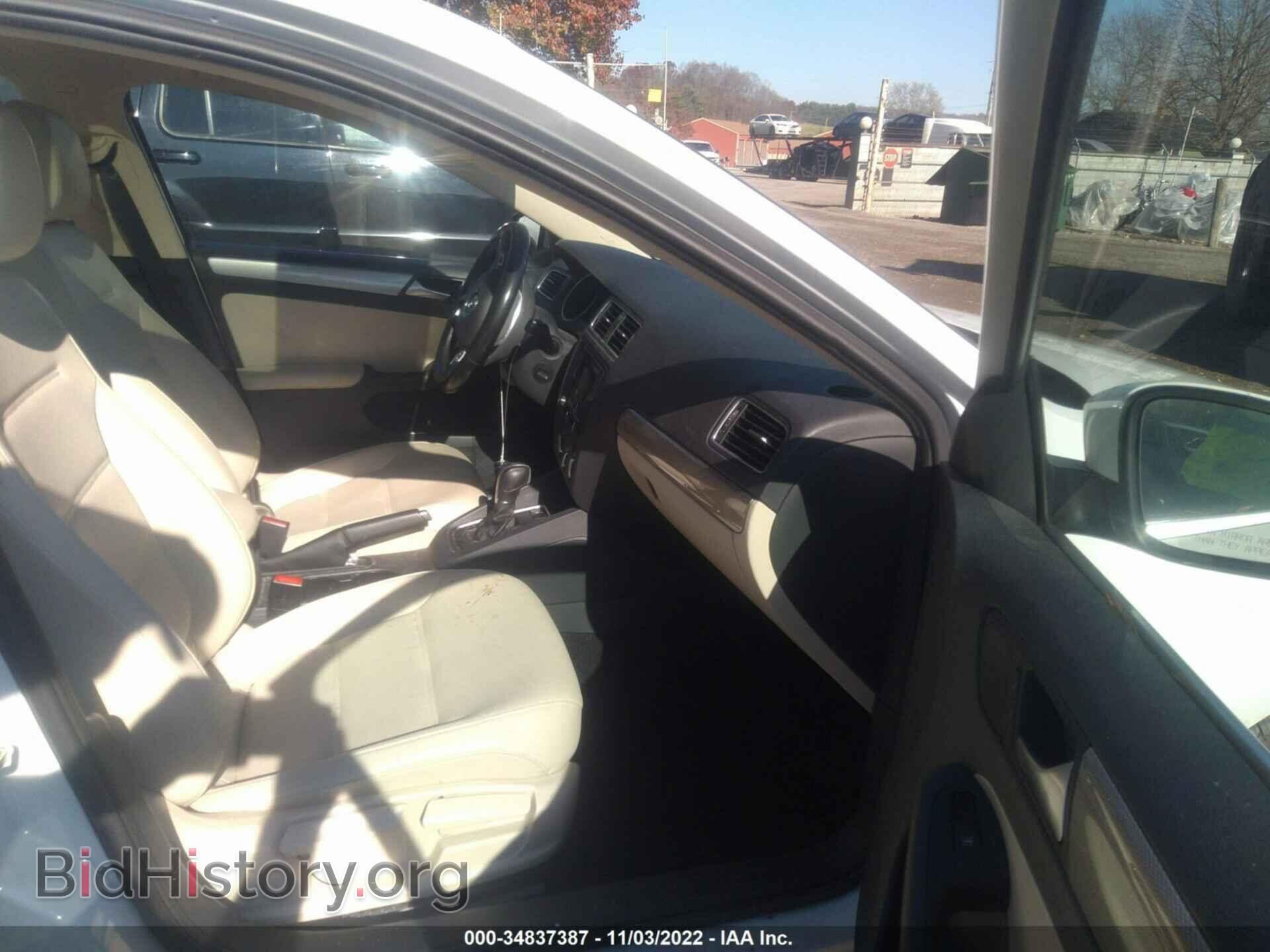 2017 VOLKSWAGEN JETTA - VIN: 3VWDB7AJ9HM385785 - Фото 5