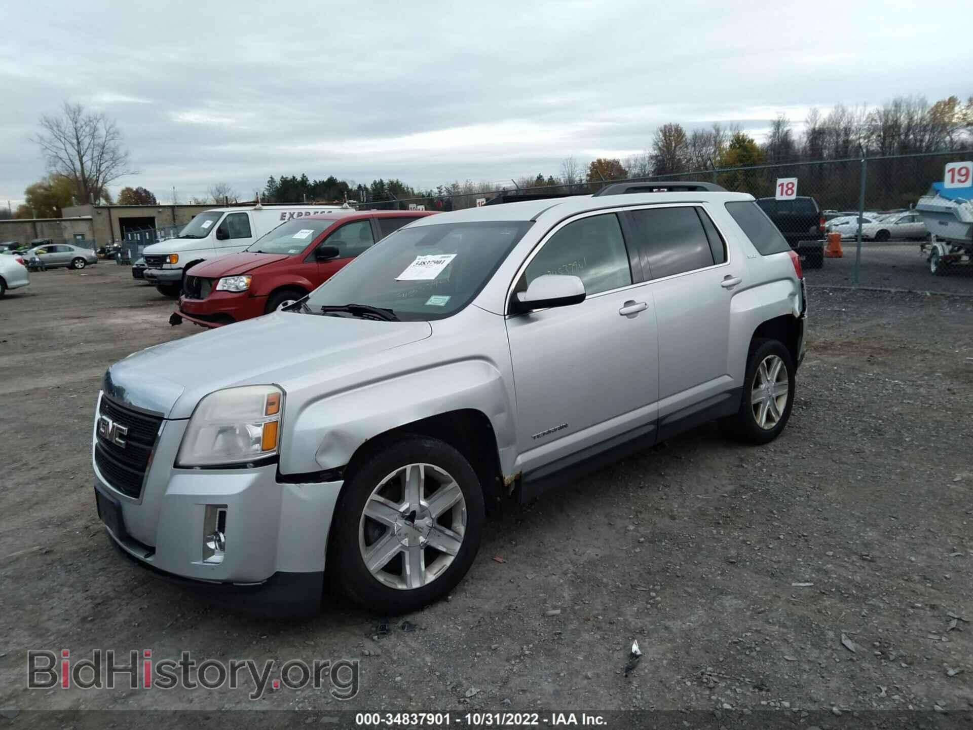 2012 GMC TERRAIN - VIN: 2GKFLTE55C6262572 - Photo 2