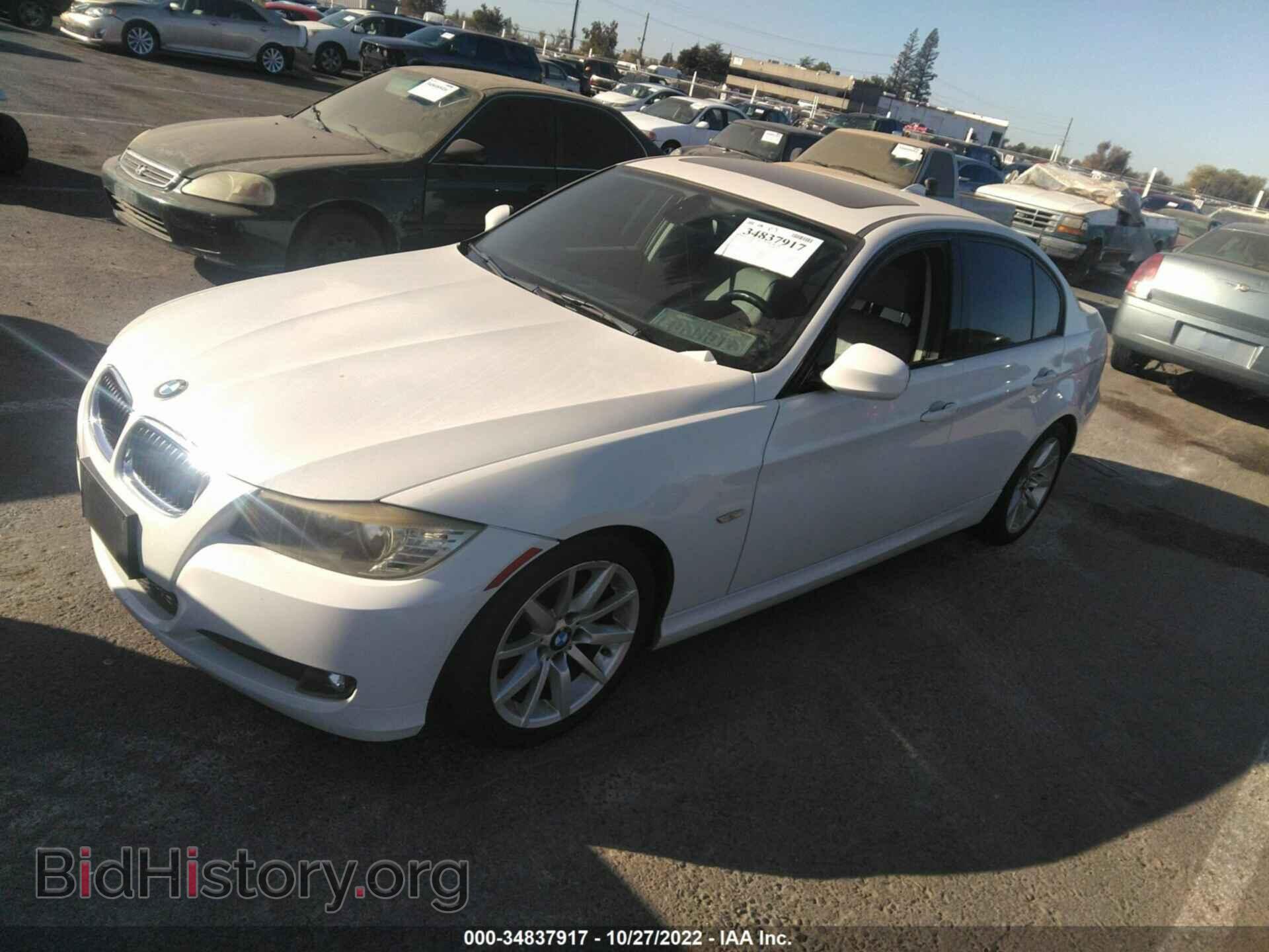 2011 BMW 3 SERIES - VIN: WBAPH7G51BNN02455 - Фото 2