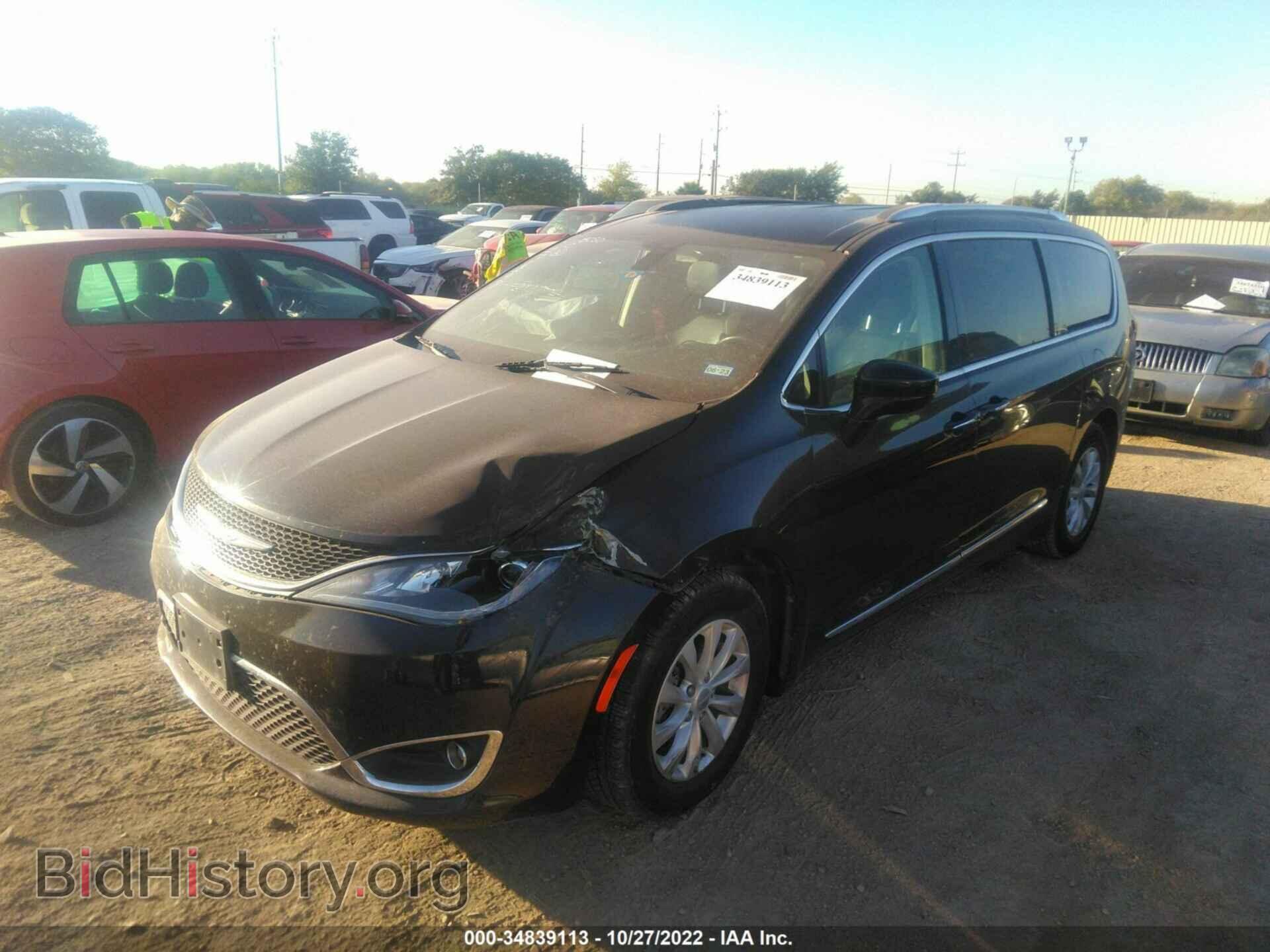 2019 CHRYSLER PACIFICA - VIN: 2C4RC1BG6KR625476 - Фото 2