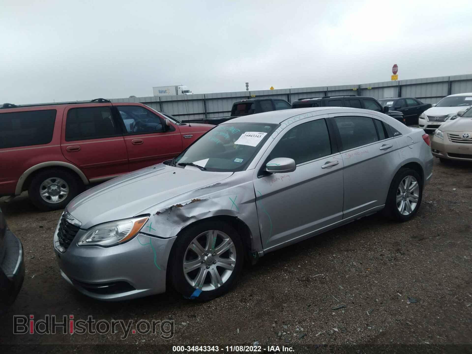 2012 CHRYSLER 200 - VIN: 1C3CCBAB2CN167004 - Фото 2