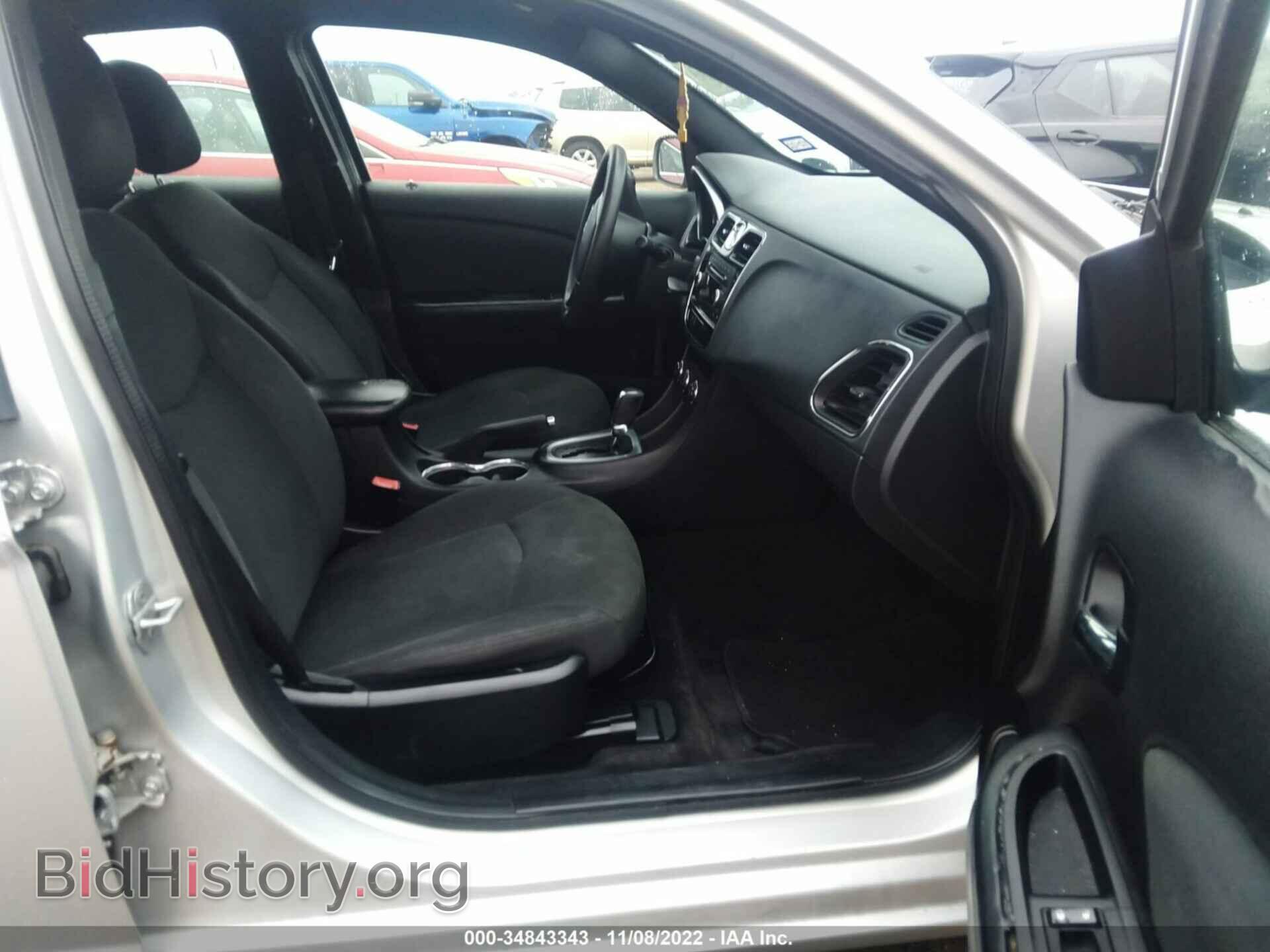 2012 CHRYSLER 200 - VIN: 1C3CCBAB2CN167004 - Фото 5