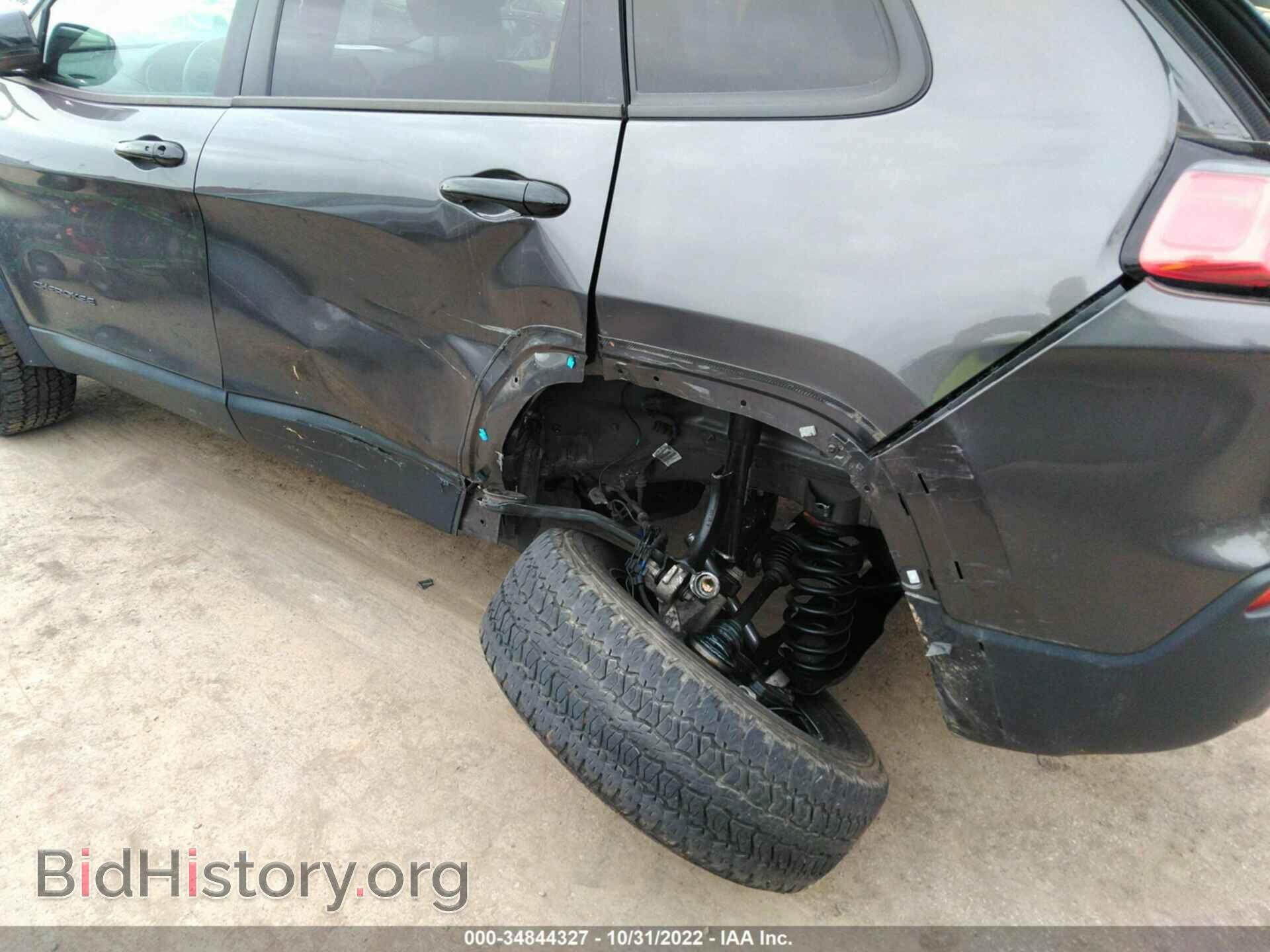 2019 JEEP CHEROKEE - VIN: 1C4PJMBX0KD169461 - Фото 6