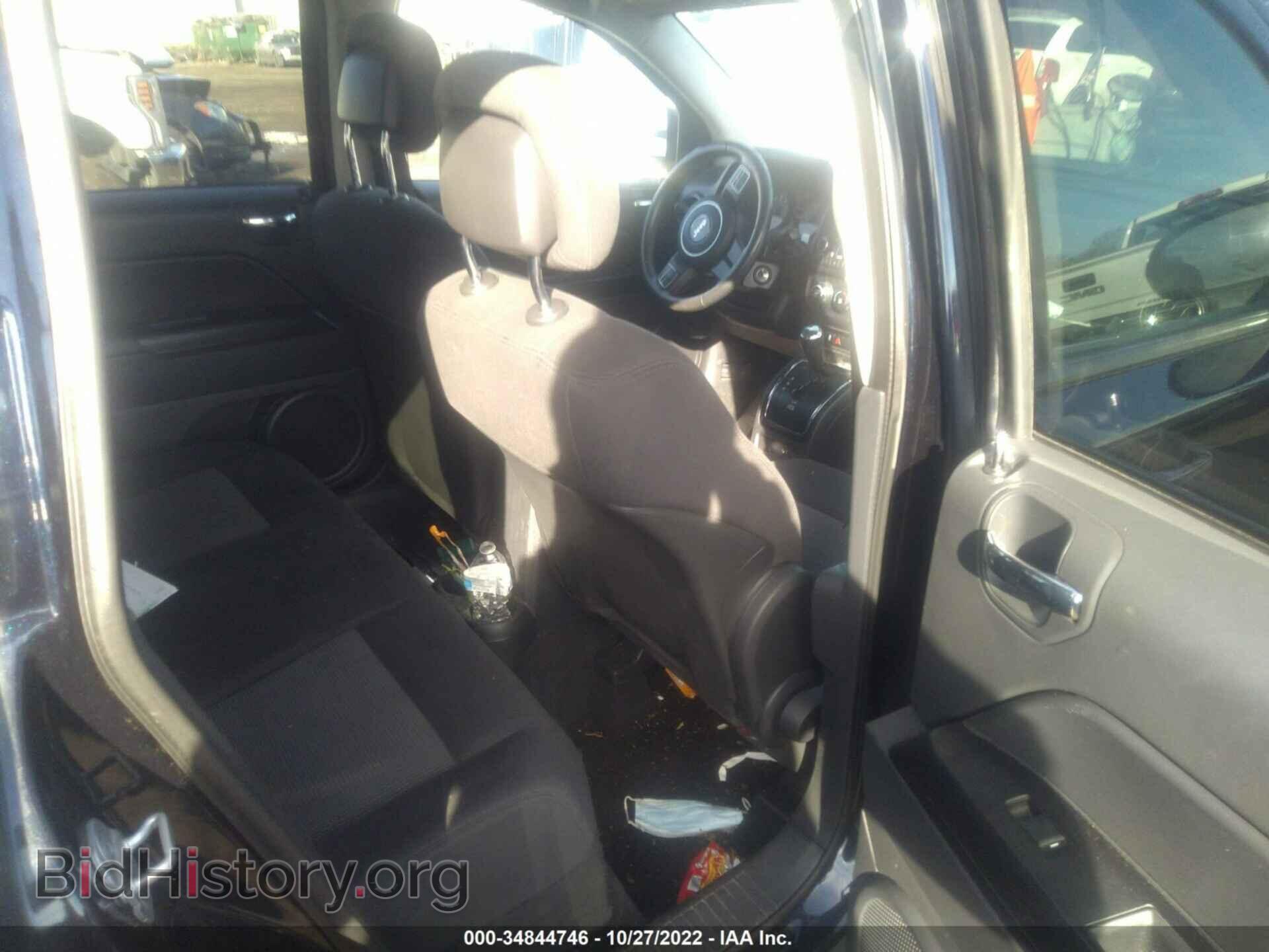 2011 JEEP COMPASS - VIN: 1J4NF1FB7BD207137 - Photo 8