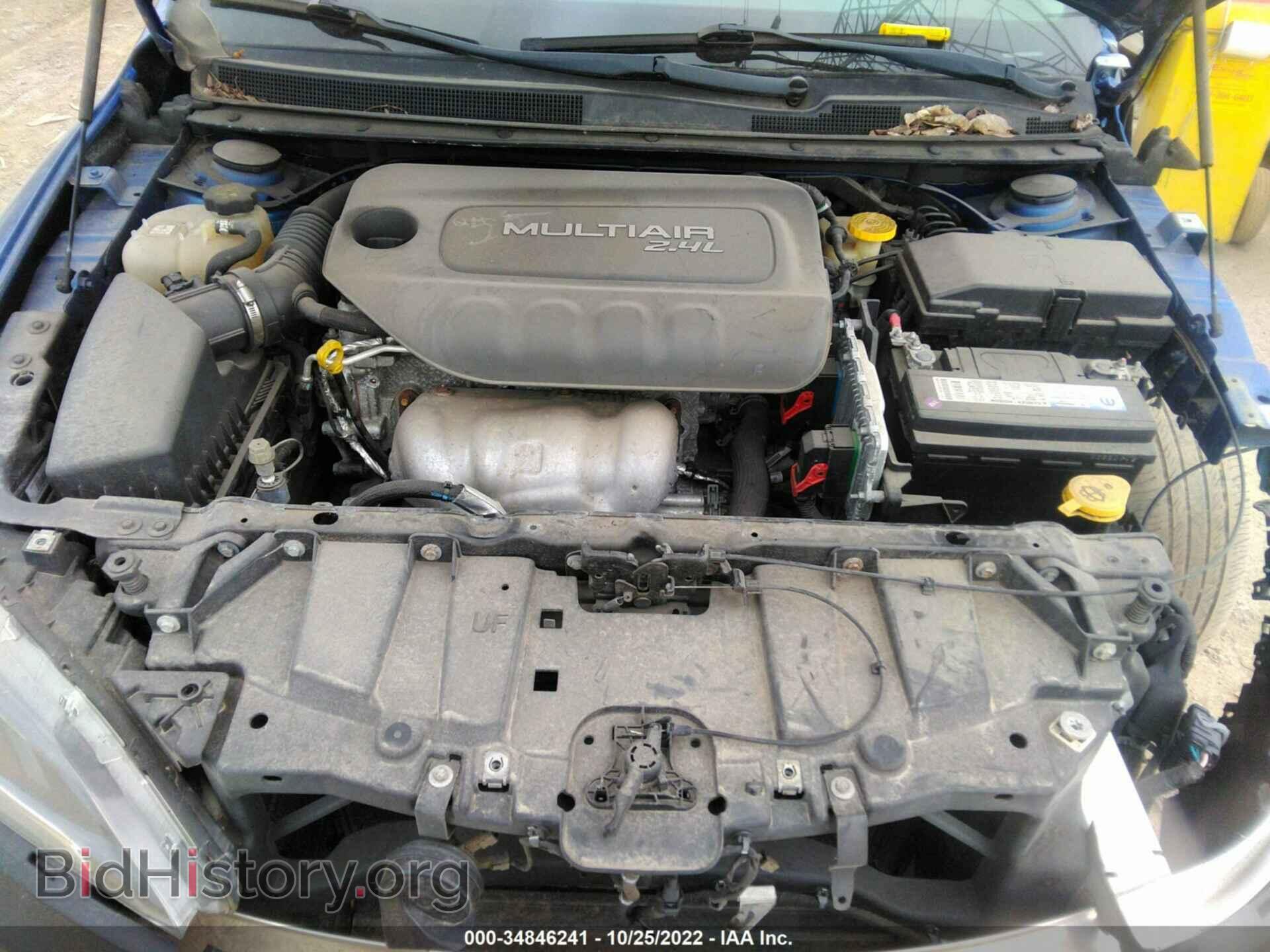 2015 CHRYSLER 200 - VIN: 1C3CCCAB5FN746546 - Фото 10