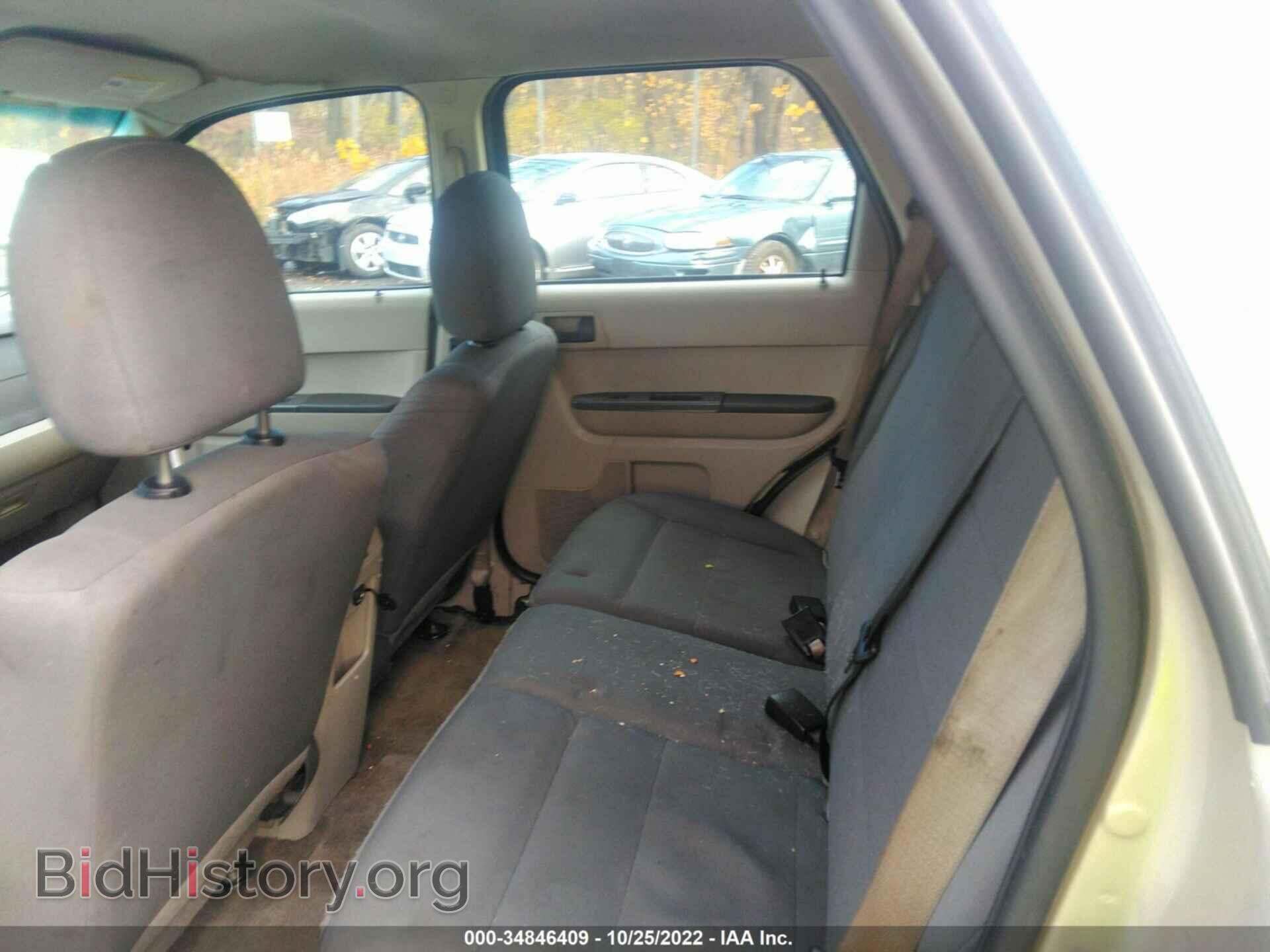 2011 FORD ESCAPE - VIN: 1FMCU0C75BKB19580 - Фото 8