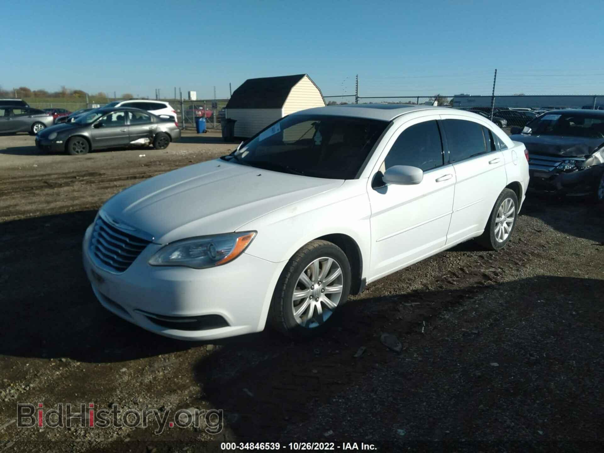2012 CHRYSLER 200 - VIN: 1C3CCBBB7CN190650 - Фото 2