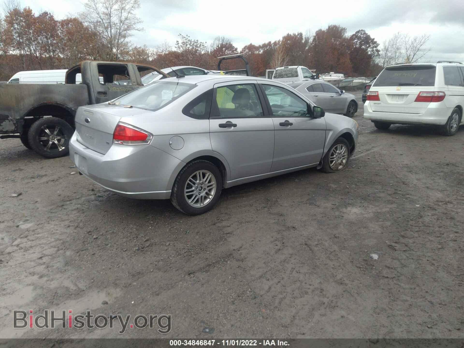 2011 FORD FOCUS - VIN: 1FAHP3FN2BW104868 - Фото 4