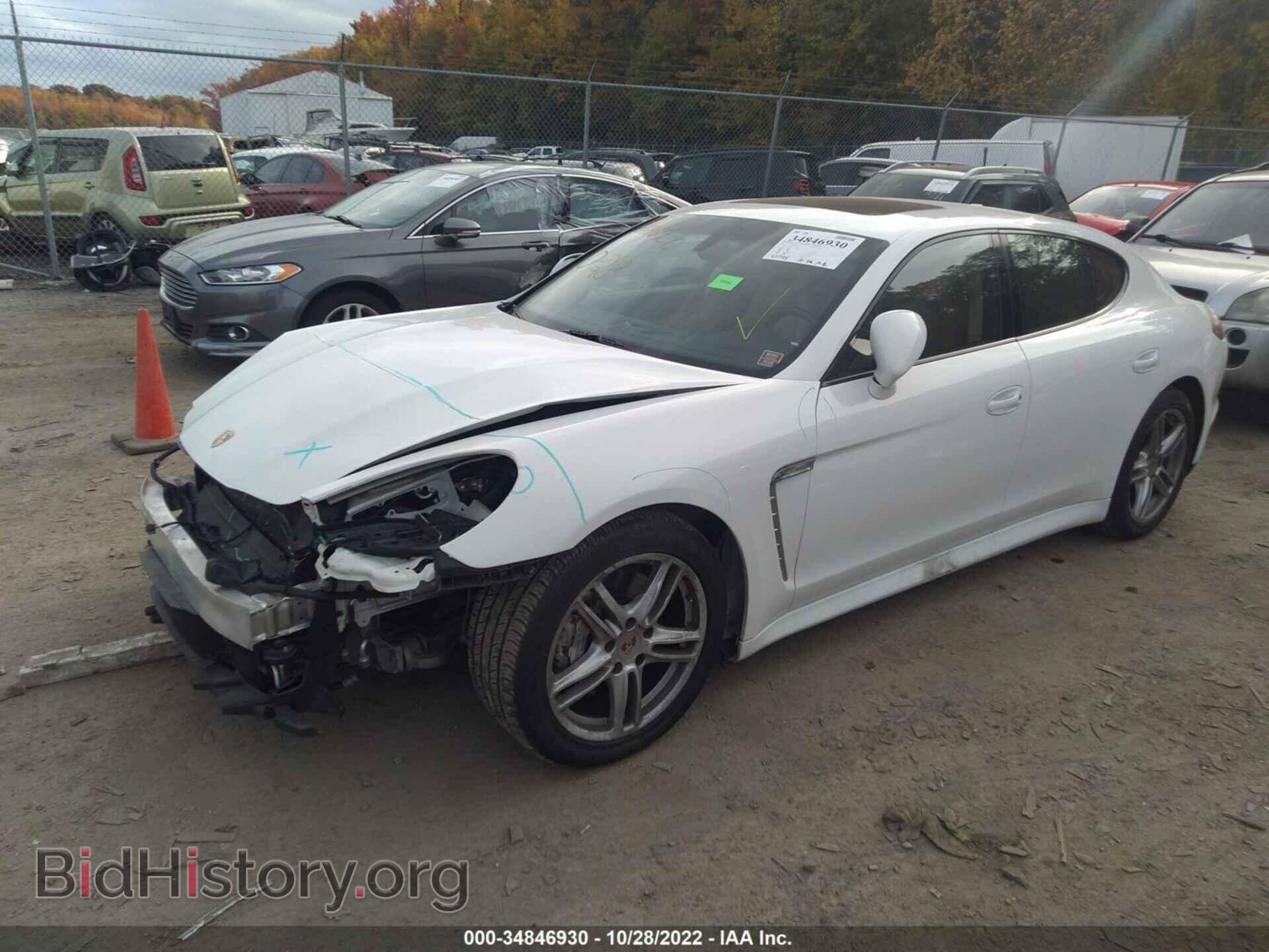 2013 PORSCHE PANAMERA - VIN: WP0AA2A75DL015977 - Photo 2