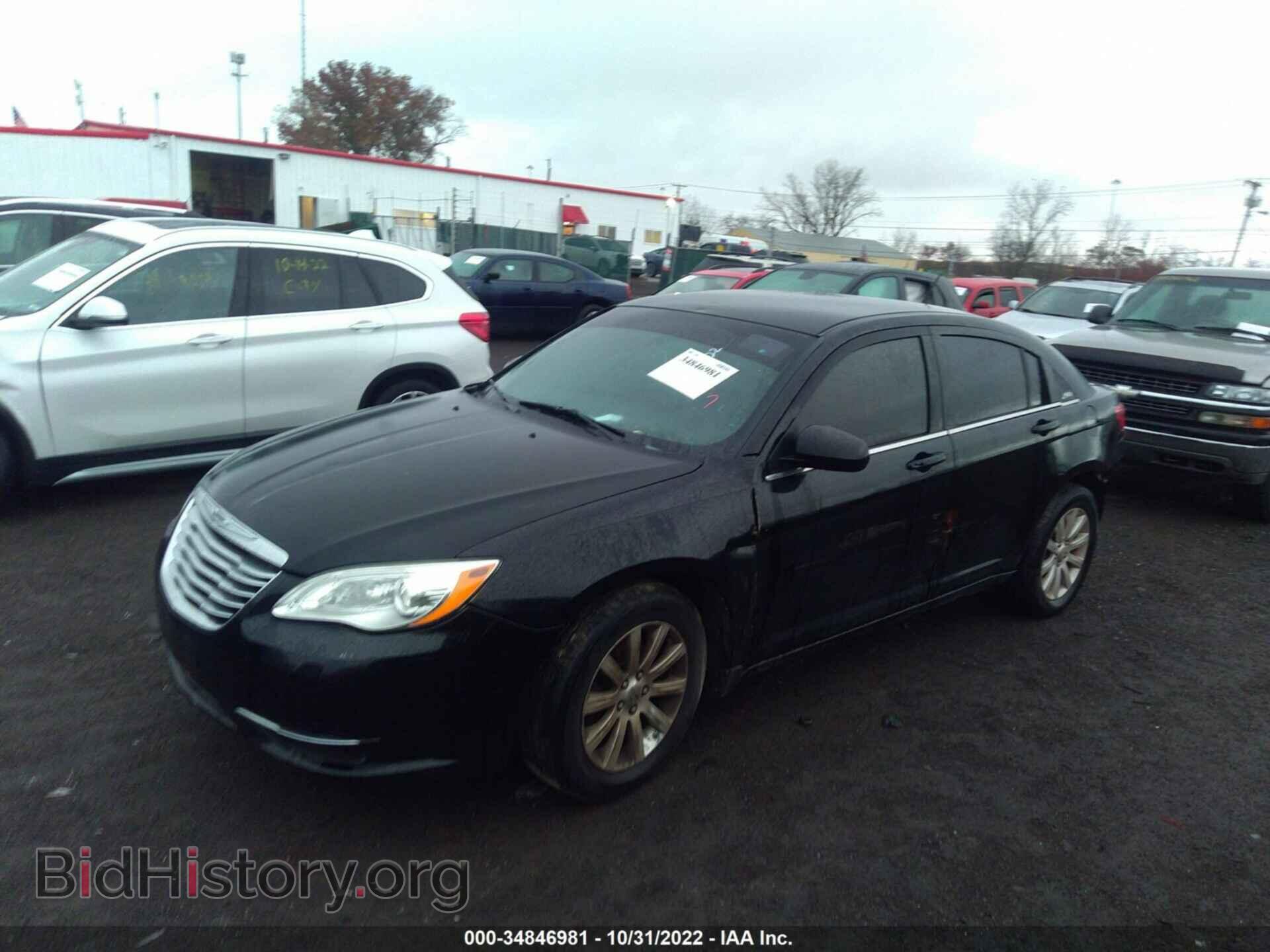 2013 CHRYSLER 200 - VIN: 1C3CCBBB1DN513365 - Photo 2