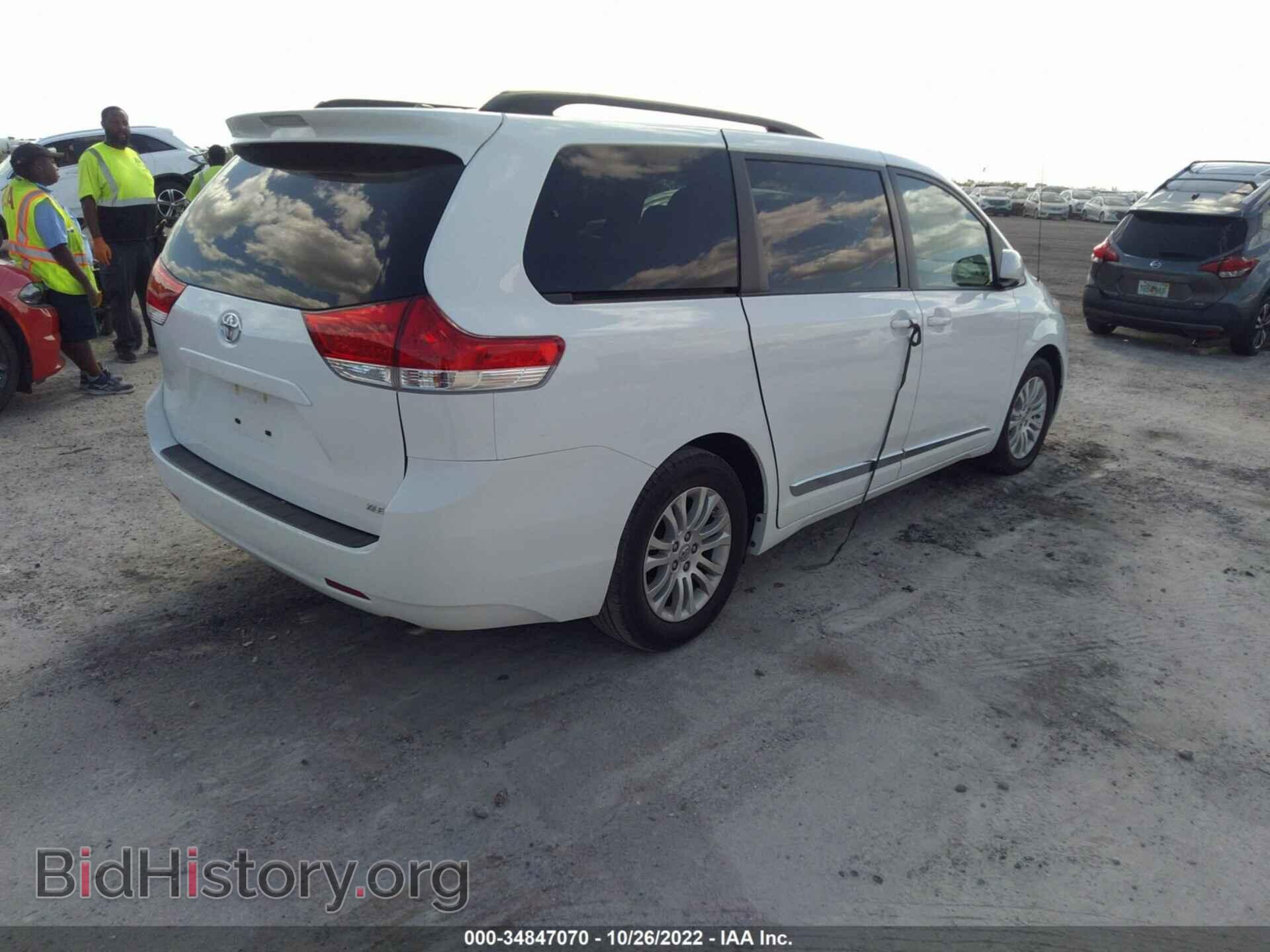 2013 TOYOTA SIENNA - VIN: 5TDYK3DC8DS325548 - Фото 4
