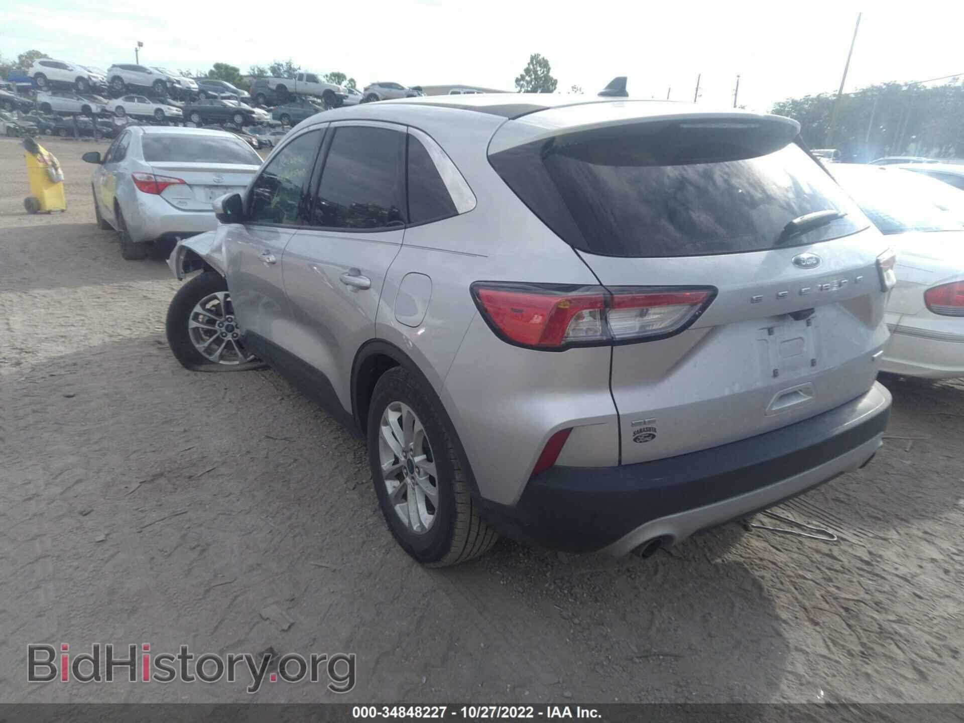 2020 FORD ESCAPE - VIN: 1FMCU0G69LUA15892 - Фото 3