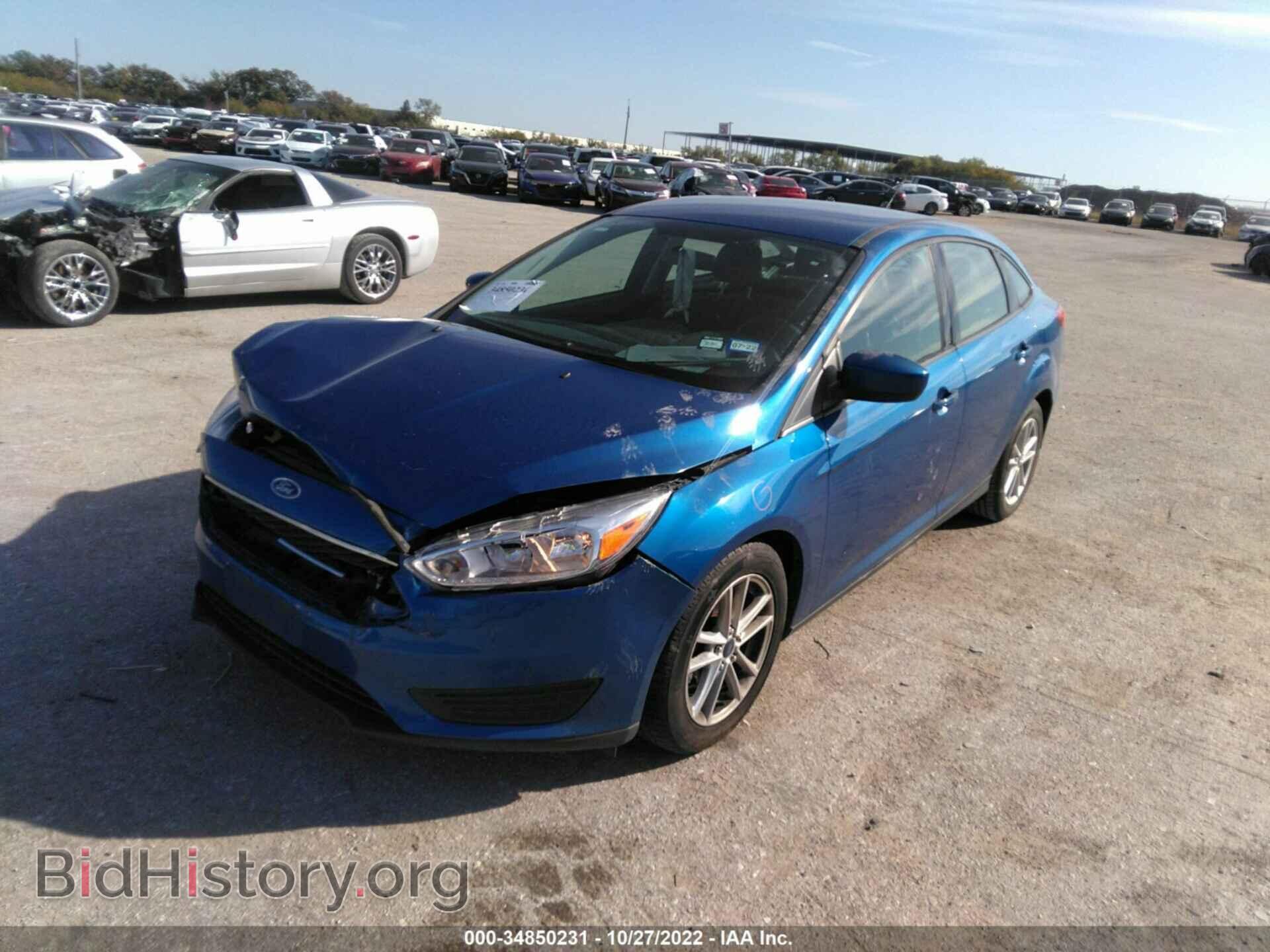 2018 FORD FOCUS - VIN: 1FADP3F2XJL203930 - Фото 2