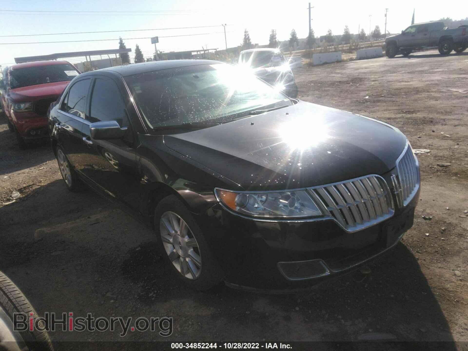 Photo 3LNHL2JC2BR755017 - LINCOLN MKZ 2011