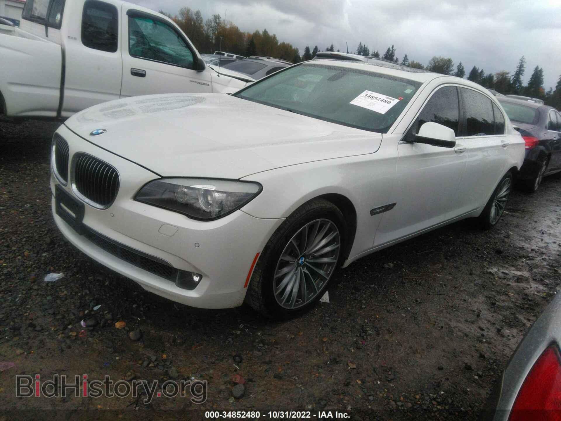 2011 BMW 7 SERIES - VIN: WBAKB4C59BC392993 - Фото 2