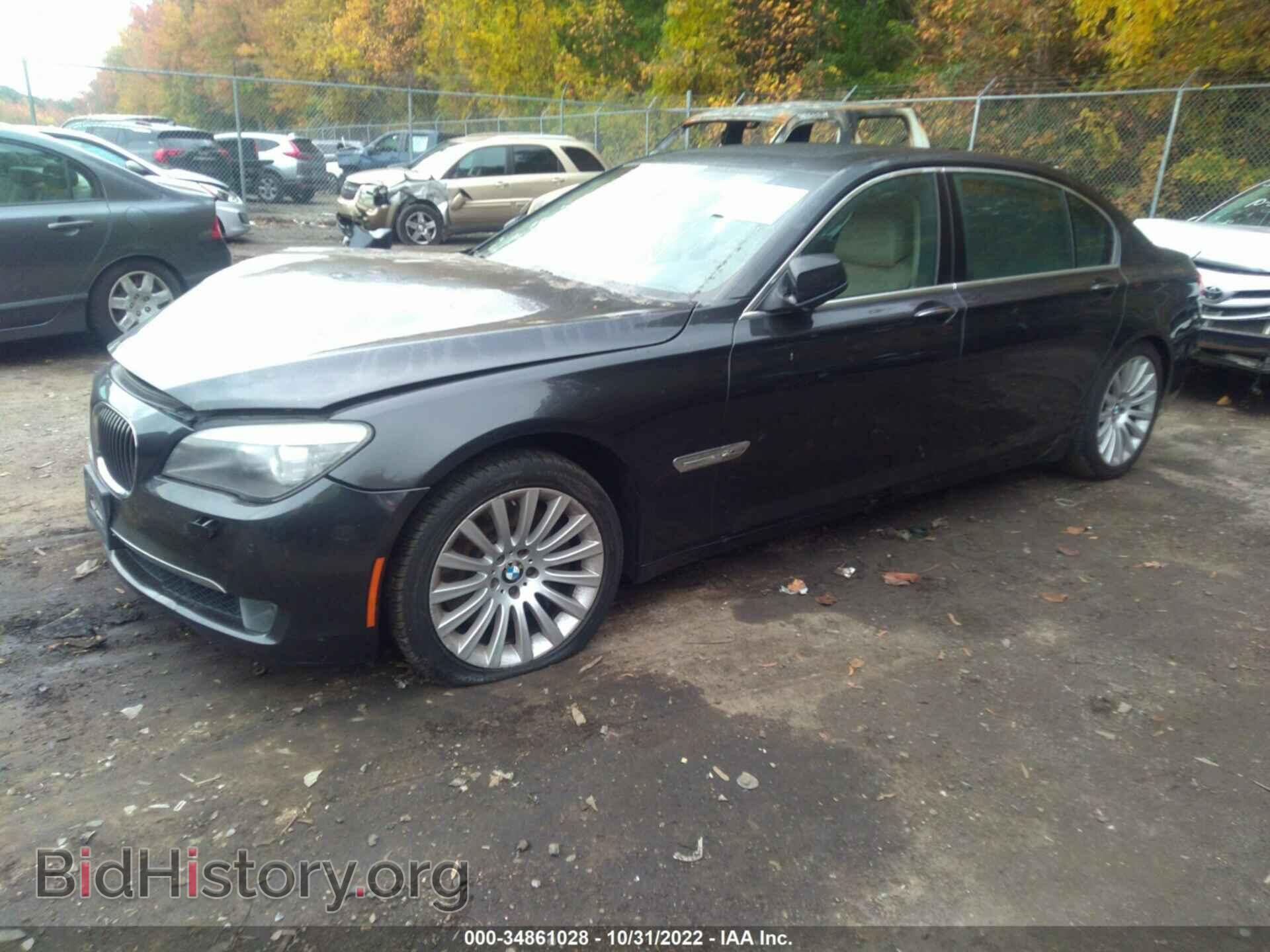 2012 BMW 750LI - VIN: WBAKC8C59CC435976 - Фото 2