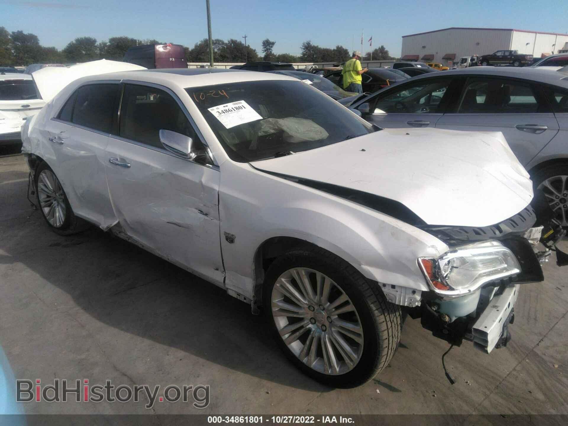 Photo 2C3CA6CT8BH536670 - CHRYSLER 300 2011
