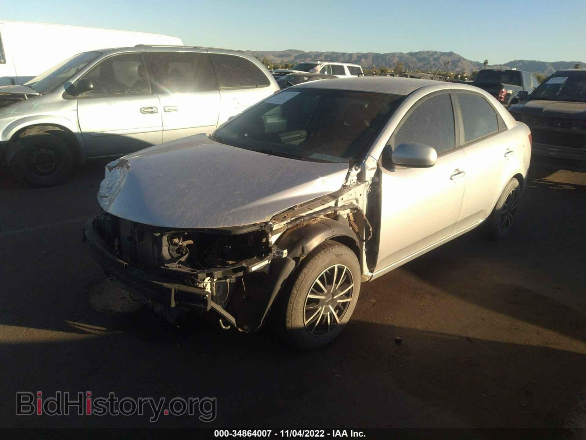 2013 KIA FORTE - VIN: KNAFT4A25D5735183 - Фото 2